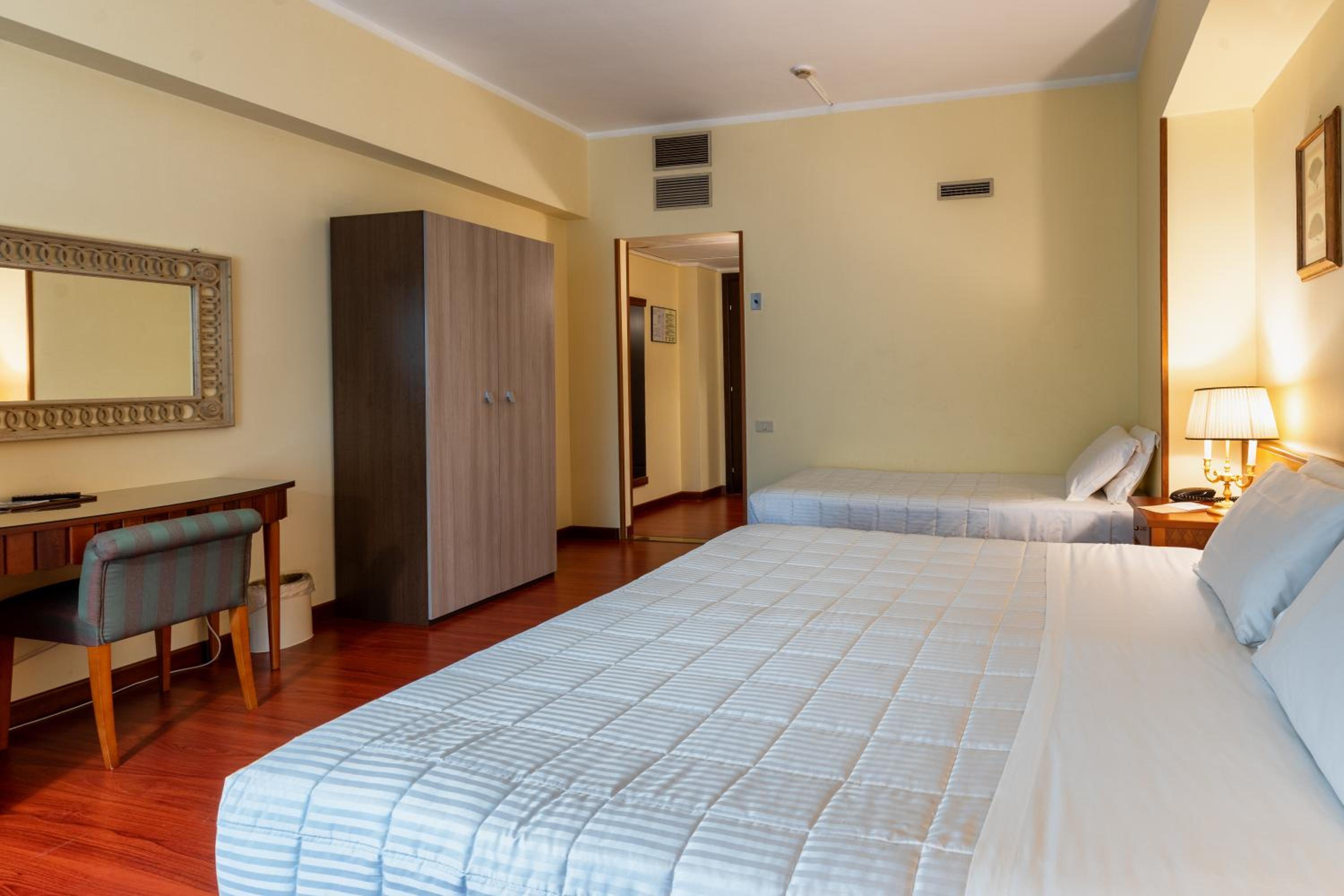 Triple Room - Photo 3