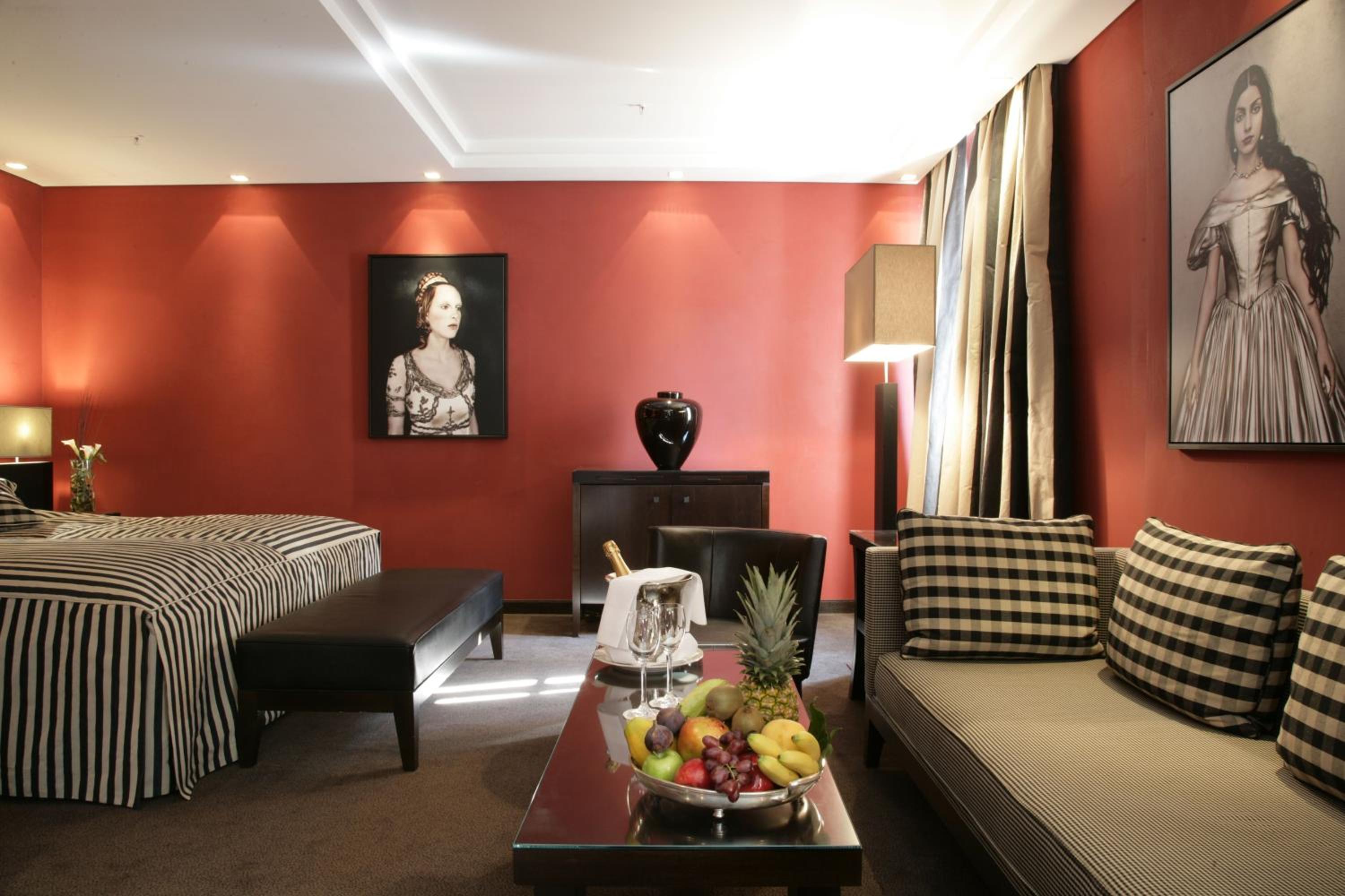 Deluxe Double Room photo 3