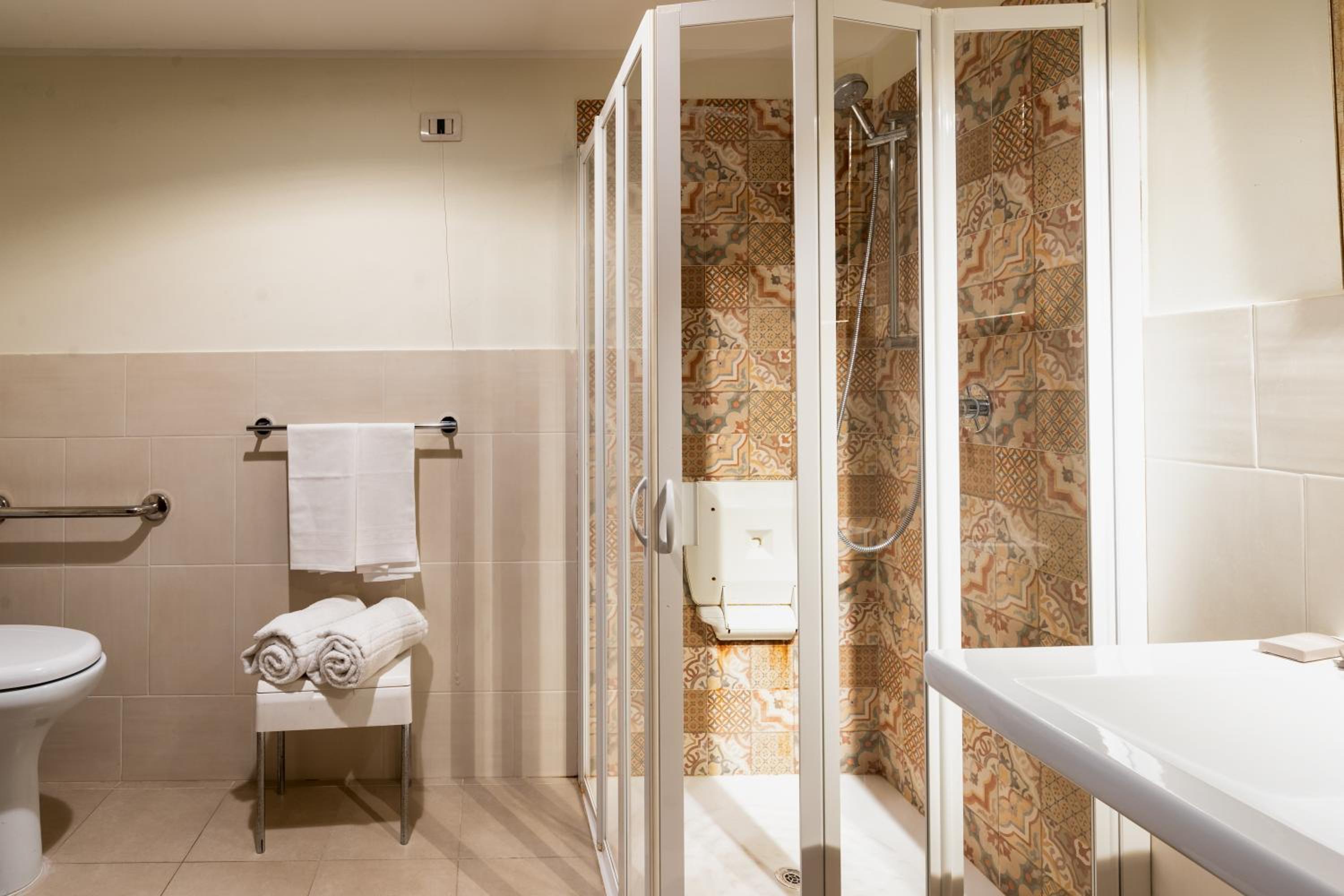 Superior Double Room - Photo 4