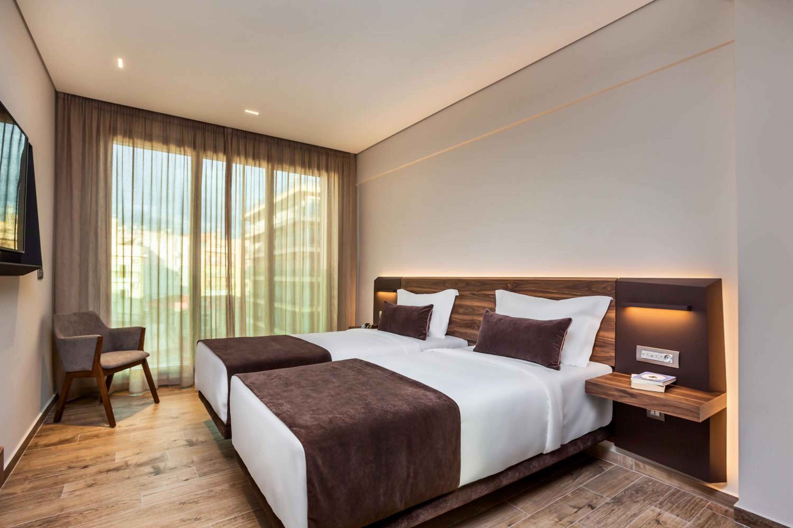 Deluxe (Twin Bed) City View - Photo 1