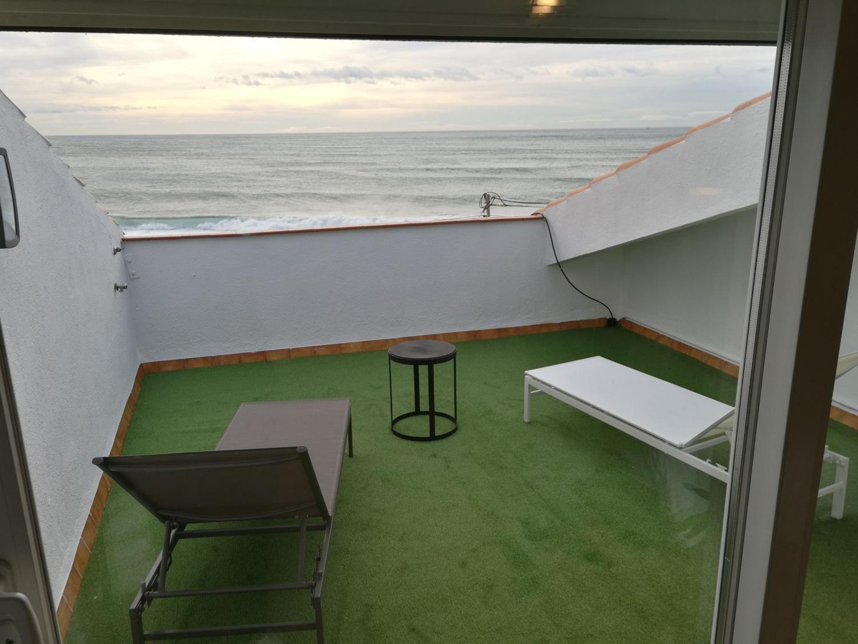 Suite with Sea View - Photo 17