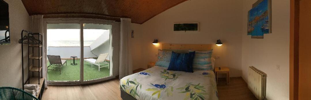 Suite with Sea View - Photo 14