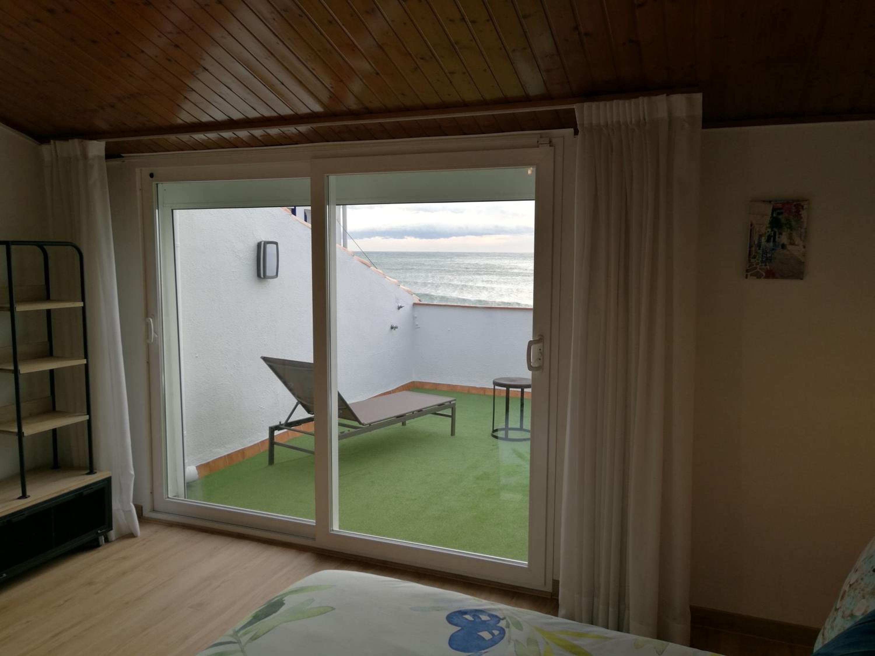 Suite with Sea View - Photo 13