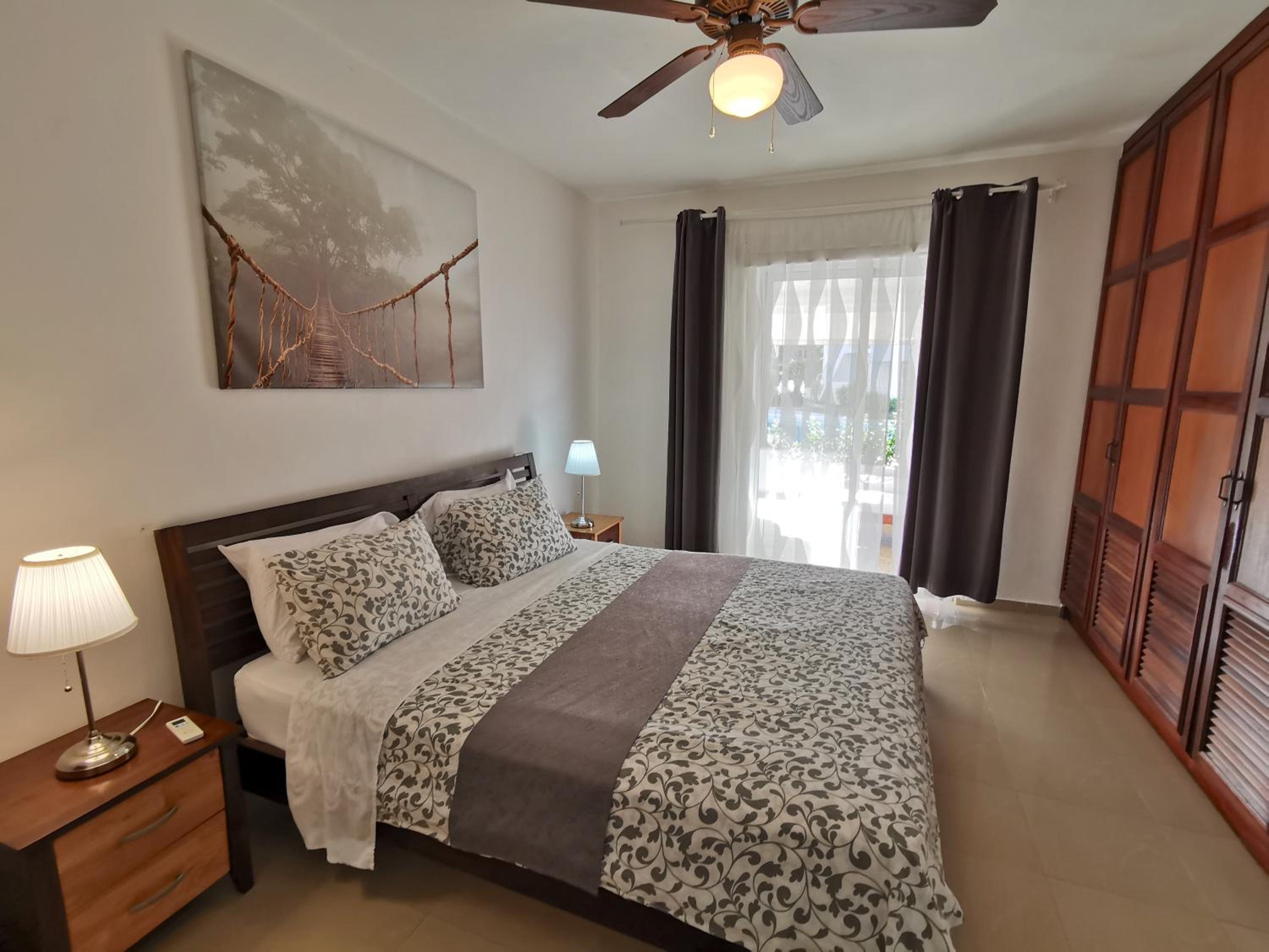 Deluxe Condo with Balcony