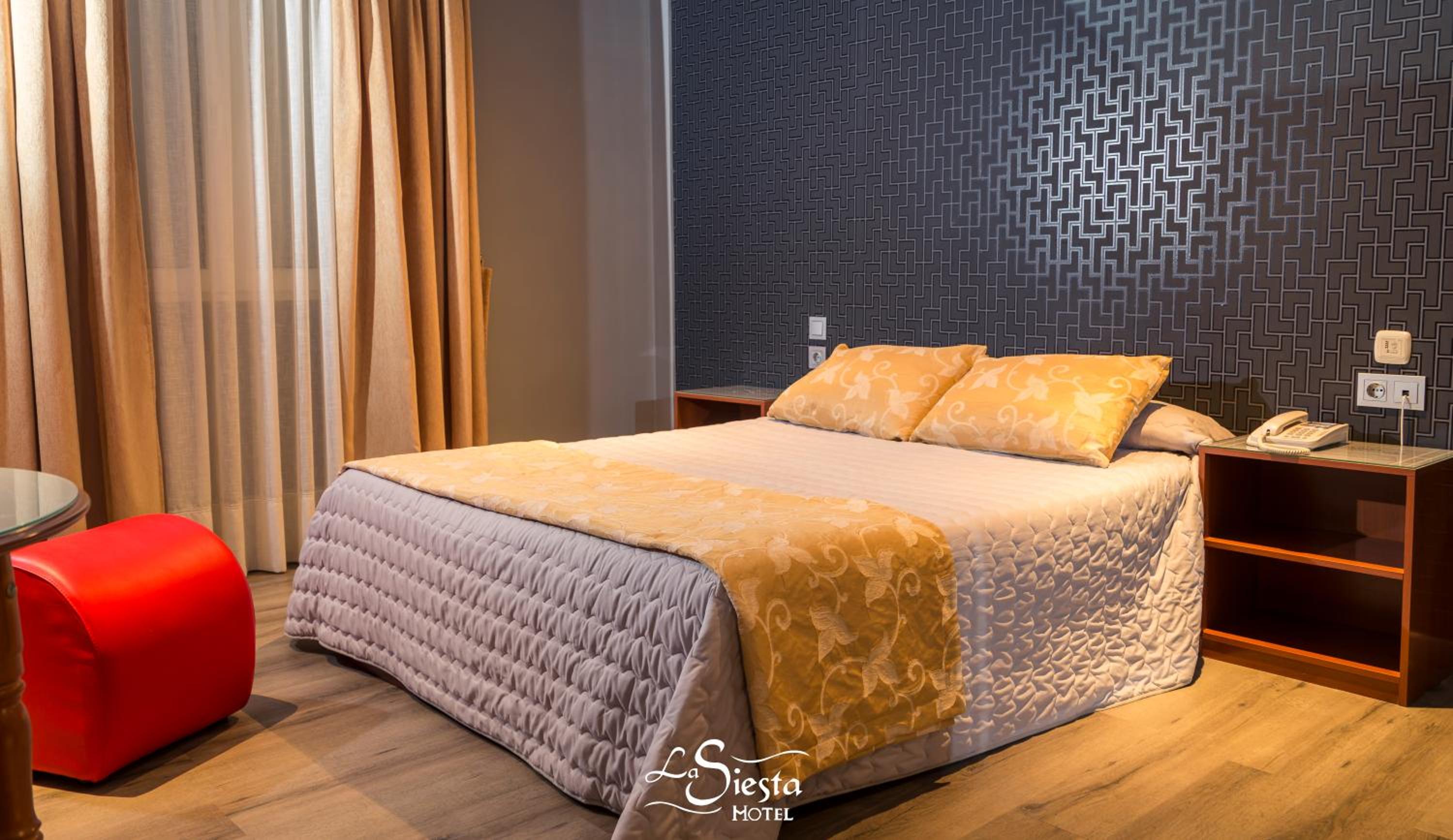Standard Double Room - Photo 1
