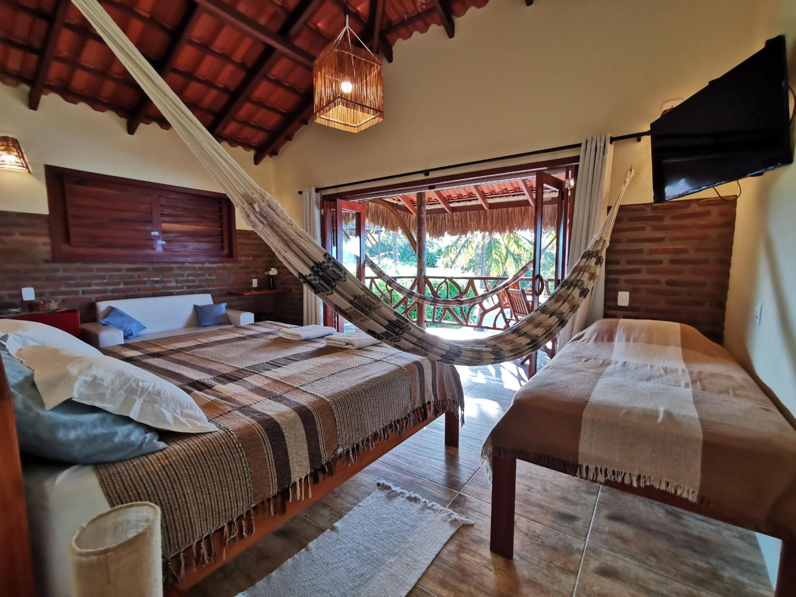 Deluxe Room (2 Adults + 1 Child) photo 1
