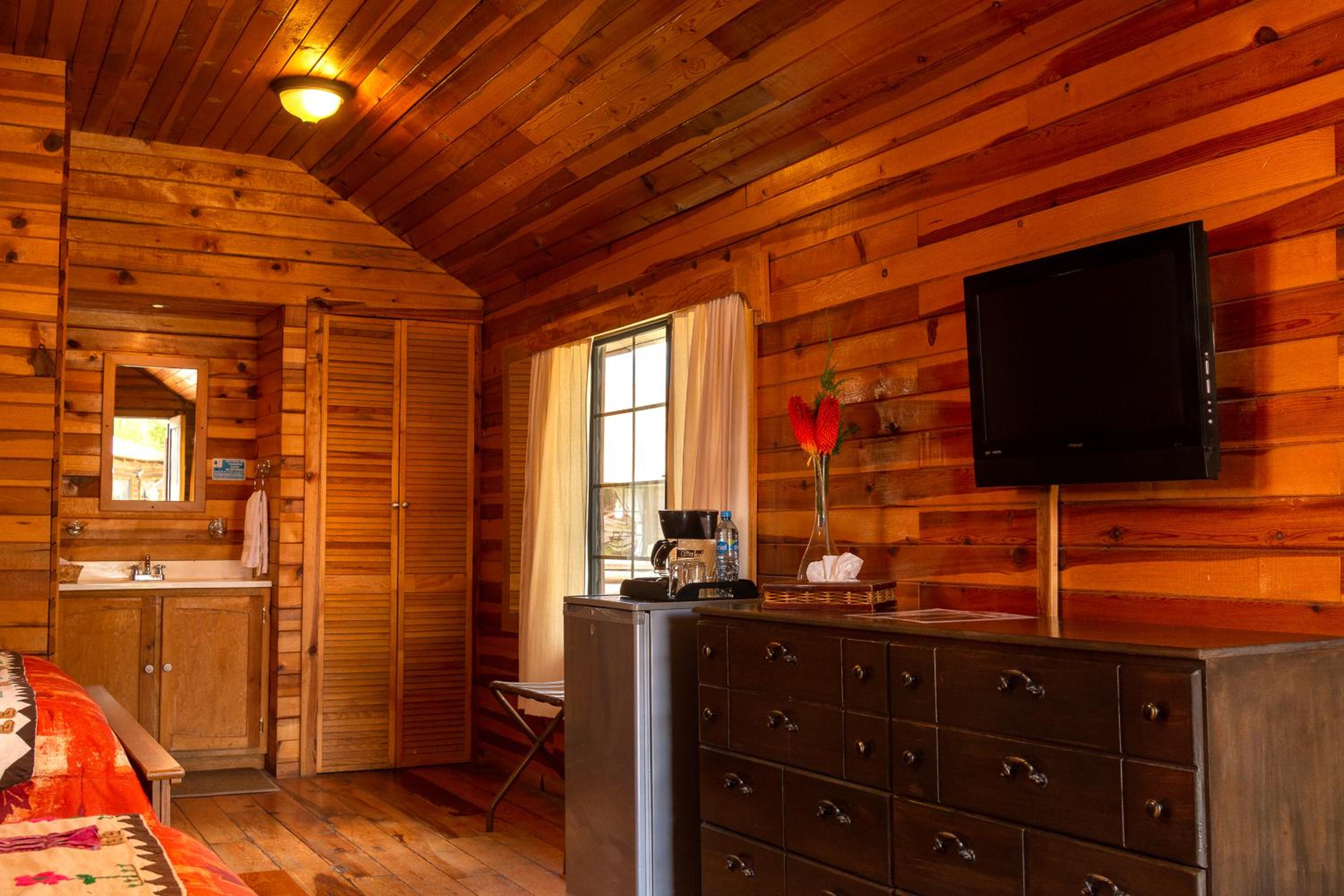 Superior Twin Room - Photo 2