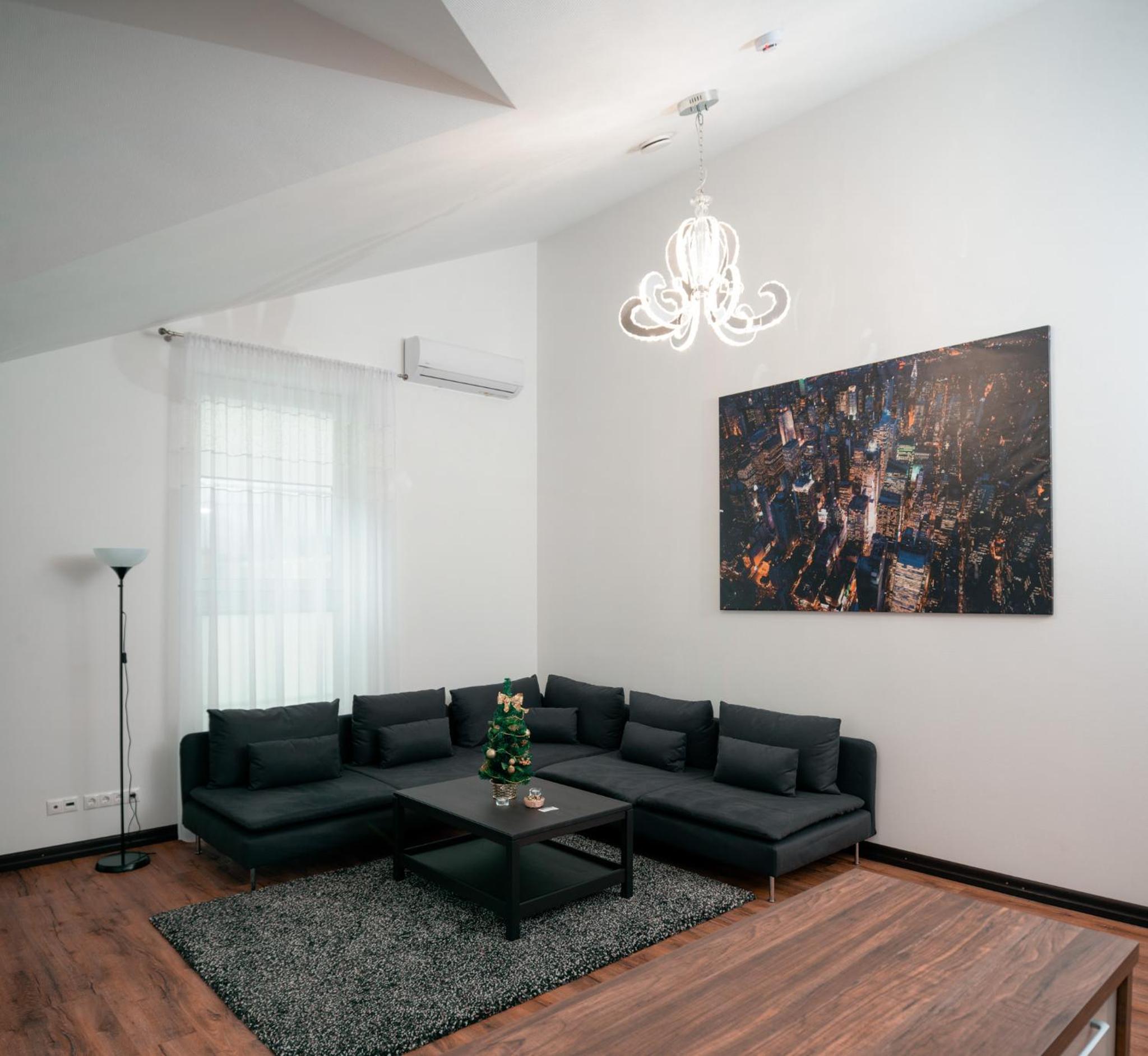 Apartment with Balcony - Photo 1