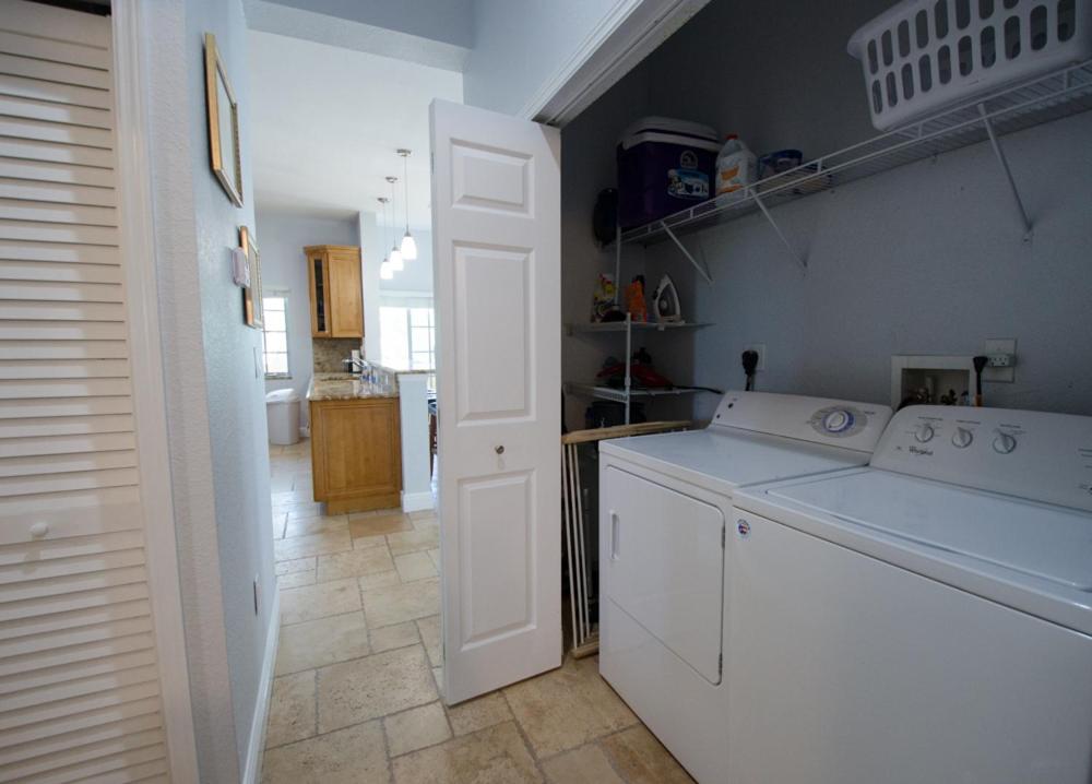 Three-Bedroom Apartment - Photo 9