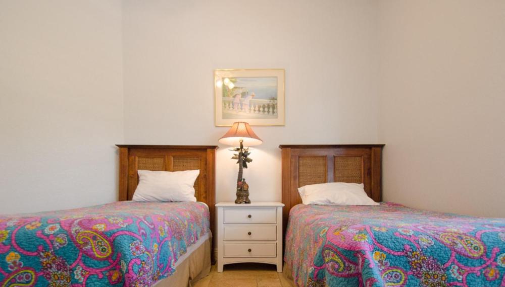 Three-Bedroom Apartment - Photo 14