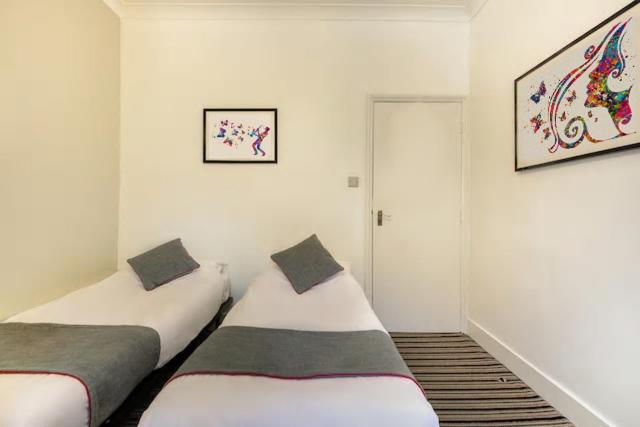 Standard Twin Room photo 1