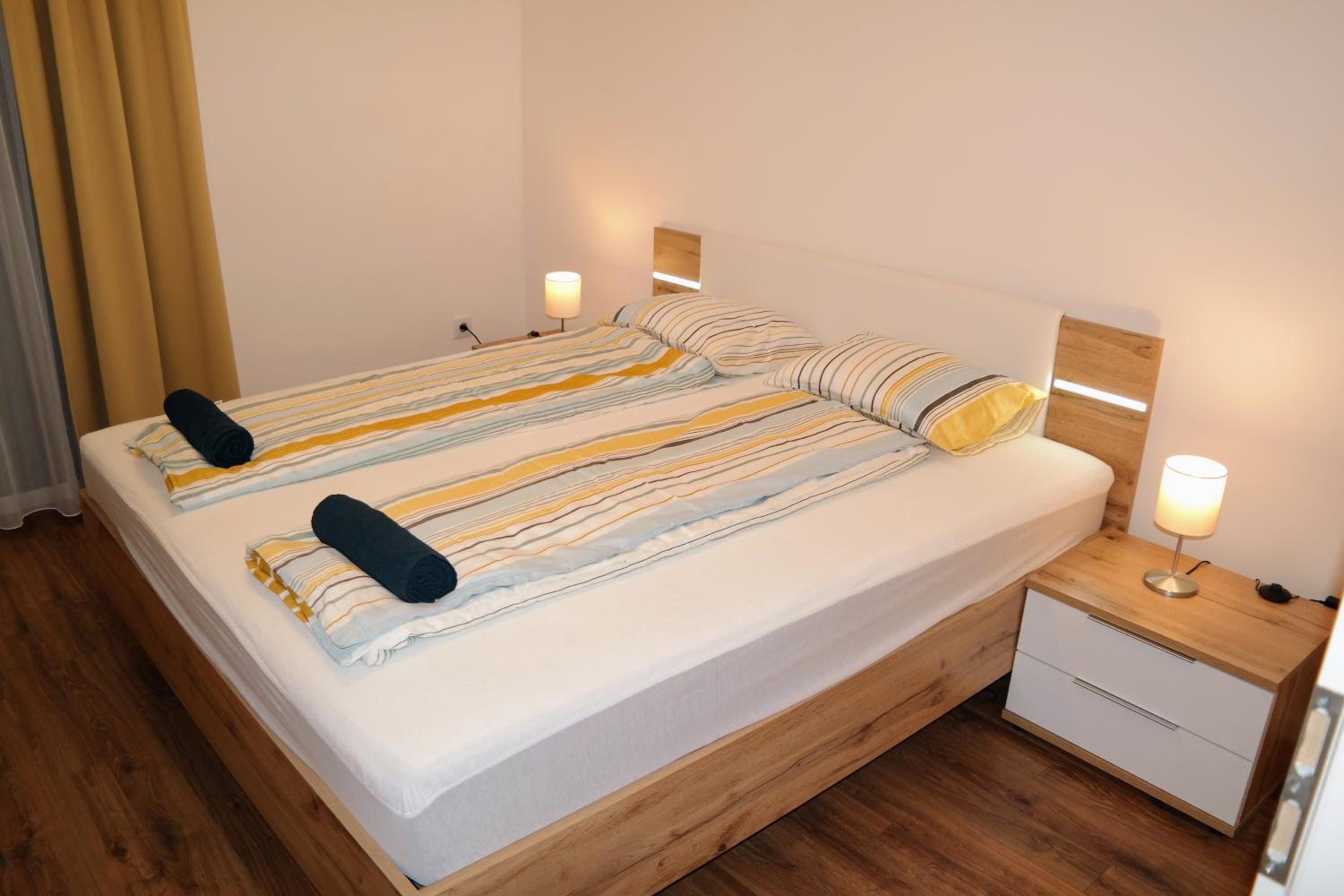 Two-Bedroom Apartment - Photo 2