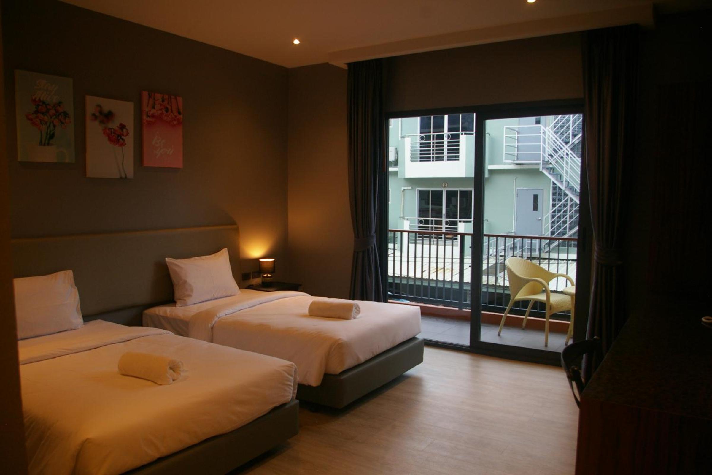 Twin Room with Balcony photo 1