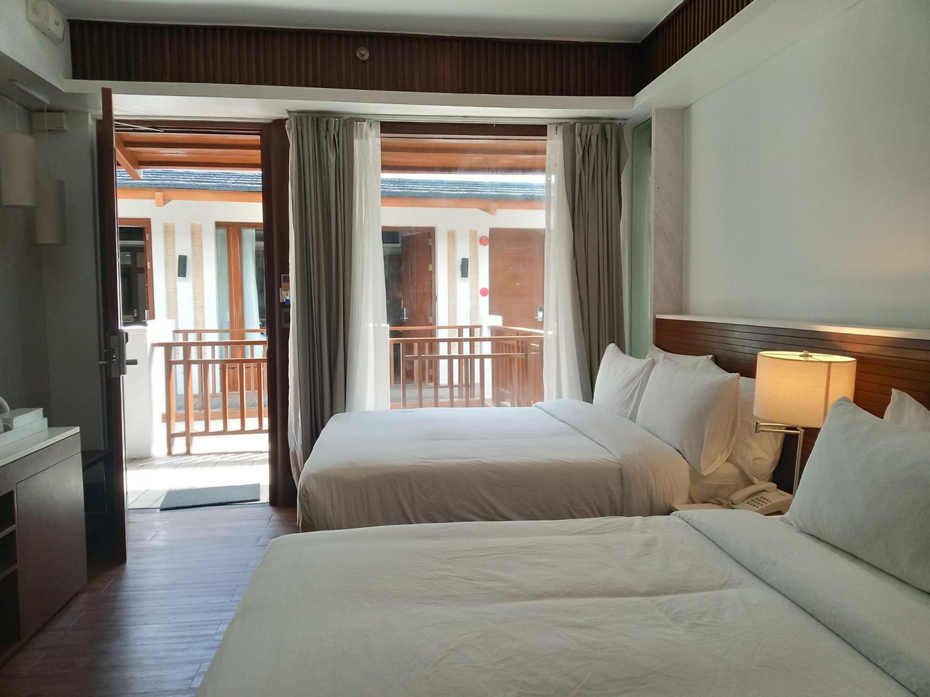 Deluxe Quadruple Room - Photo 4
