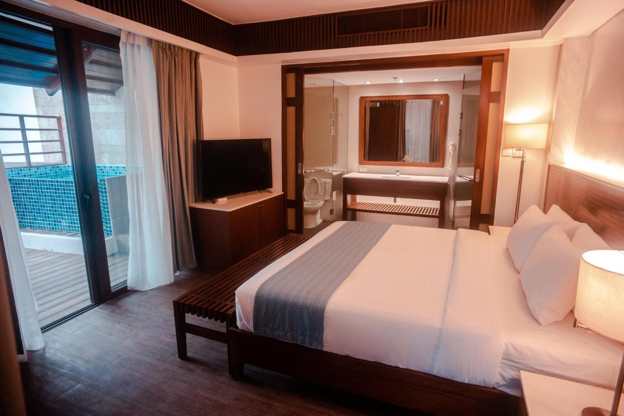 Sea Suite - Photo 1