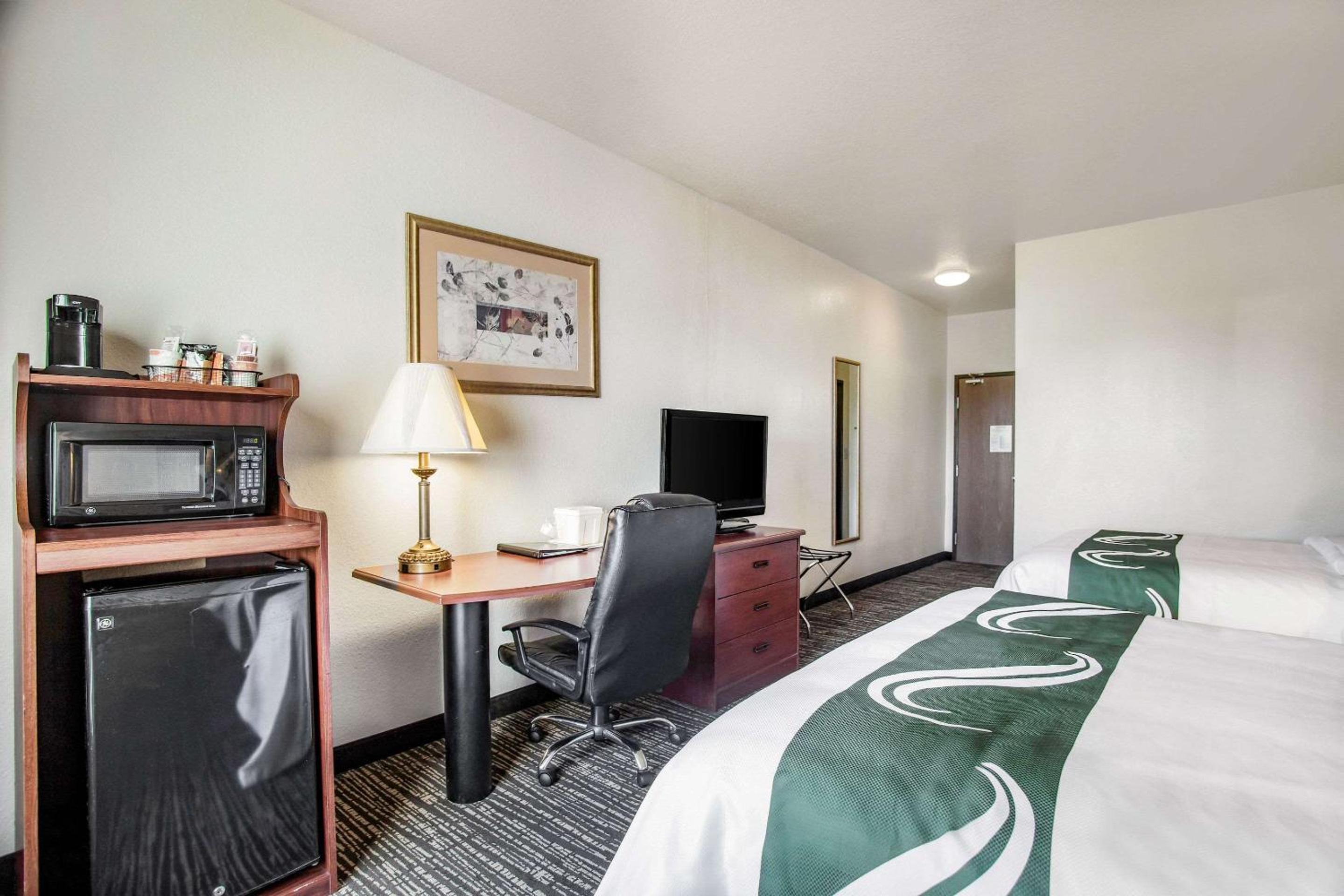 Quality Inn Parsons North