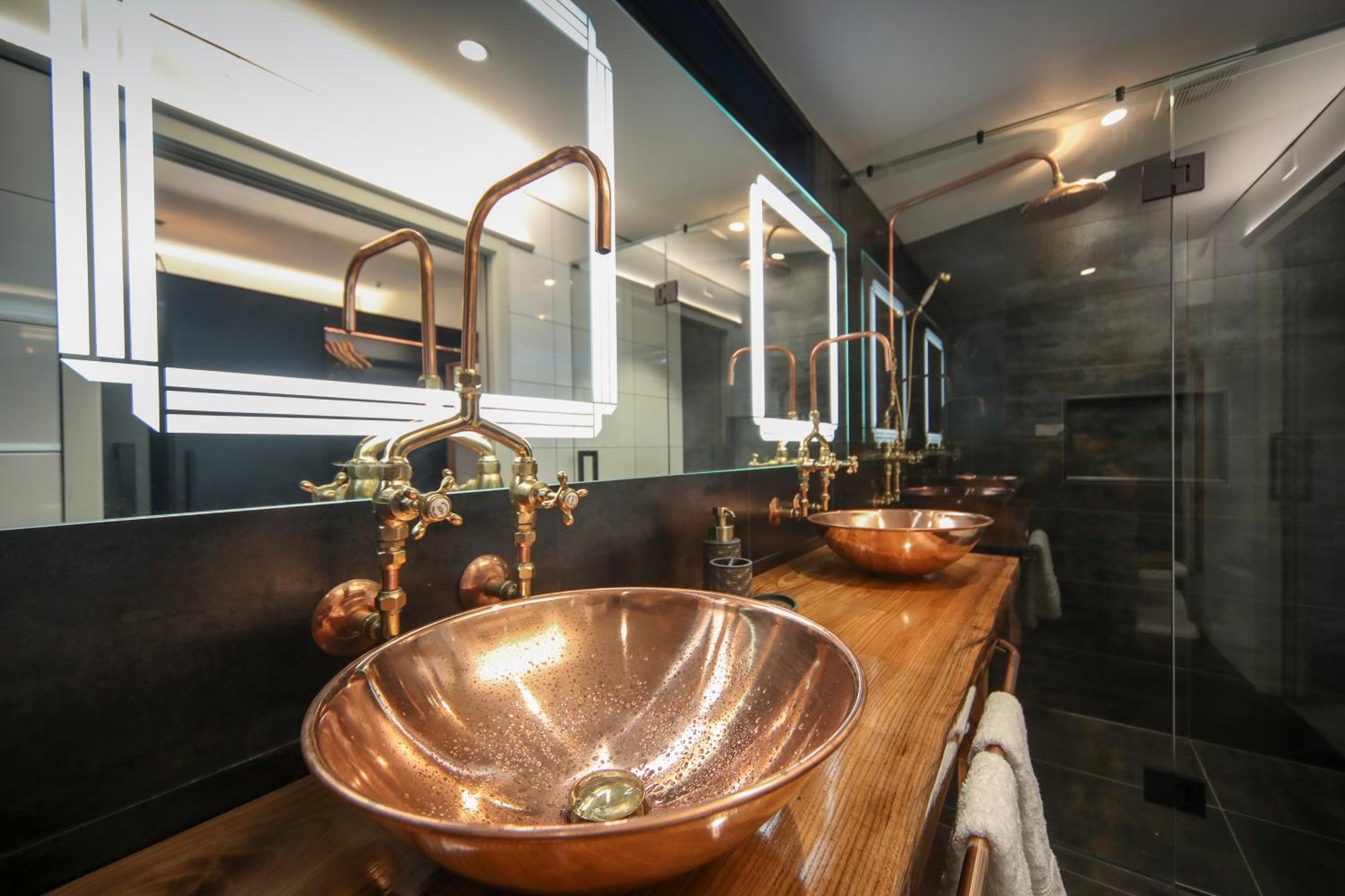 Superior Chalet photo 2