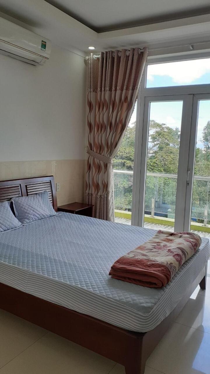 Standard King Room photo 1