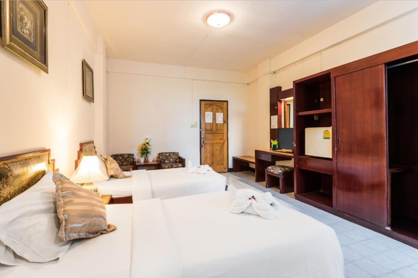 Standard Double or Twin Room - Photo 1
