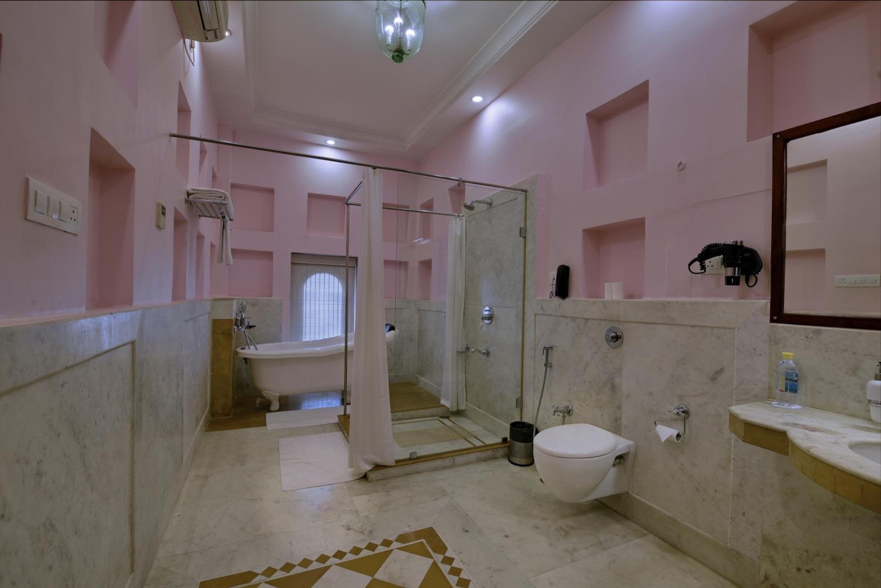 Maharajah Suite with Ganges View