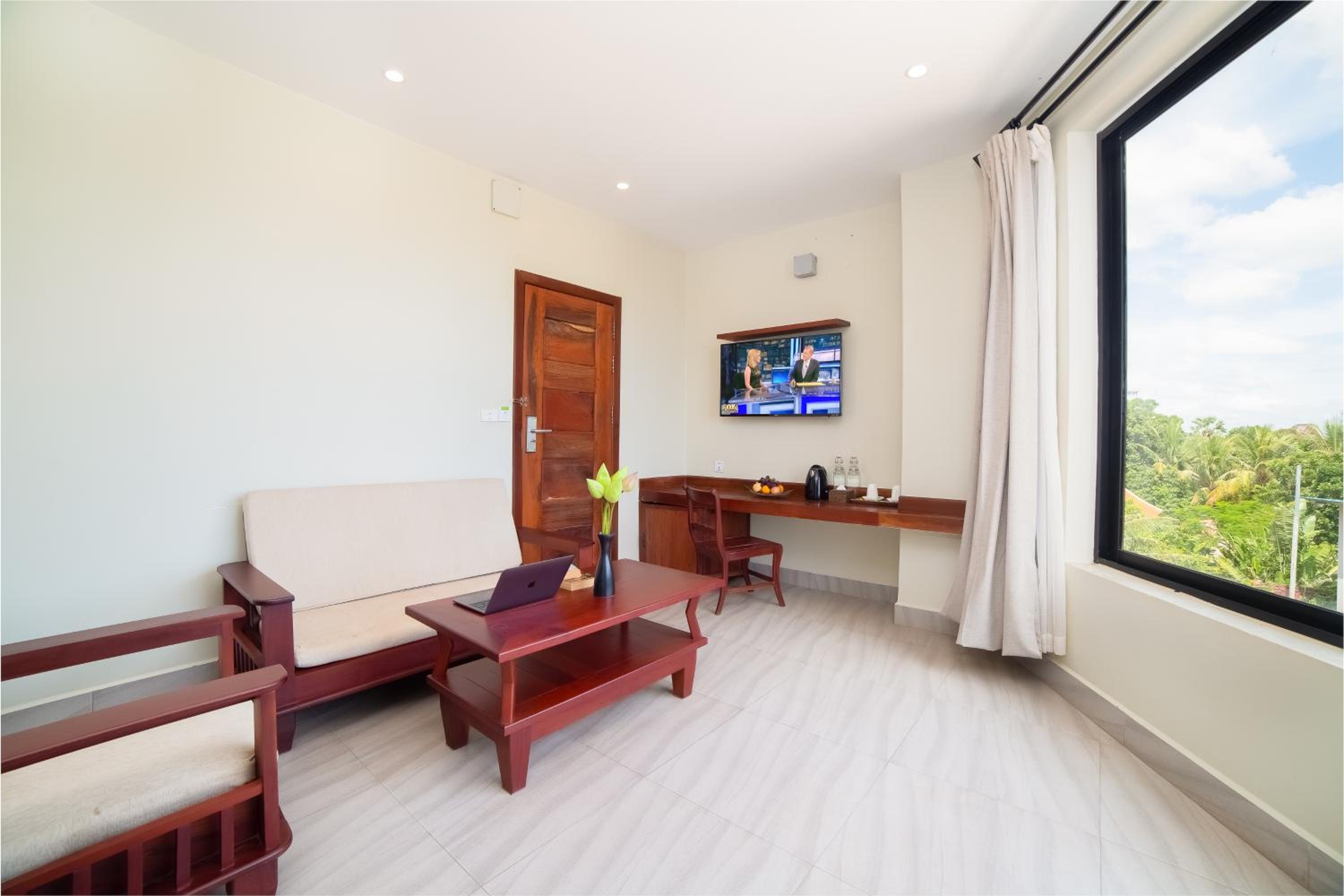 Suite King Room - Photo 4