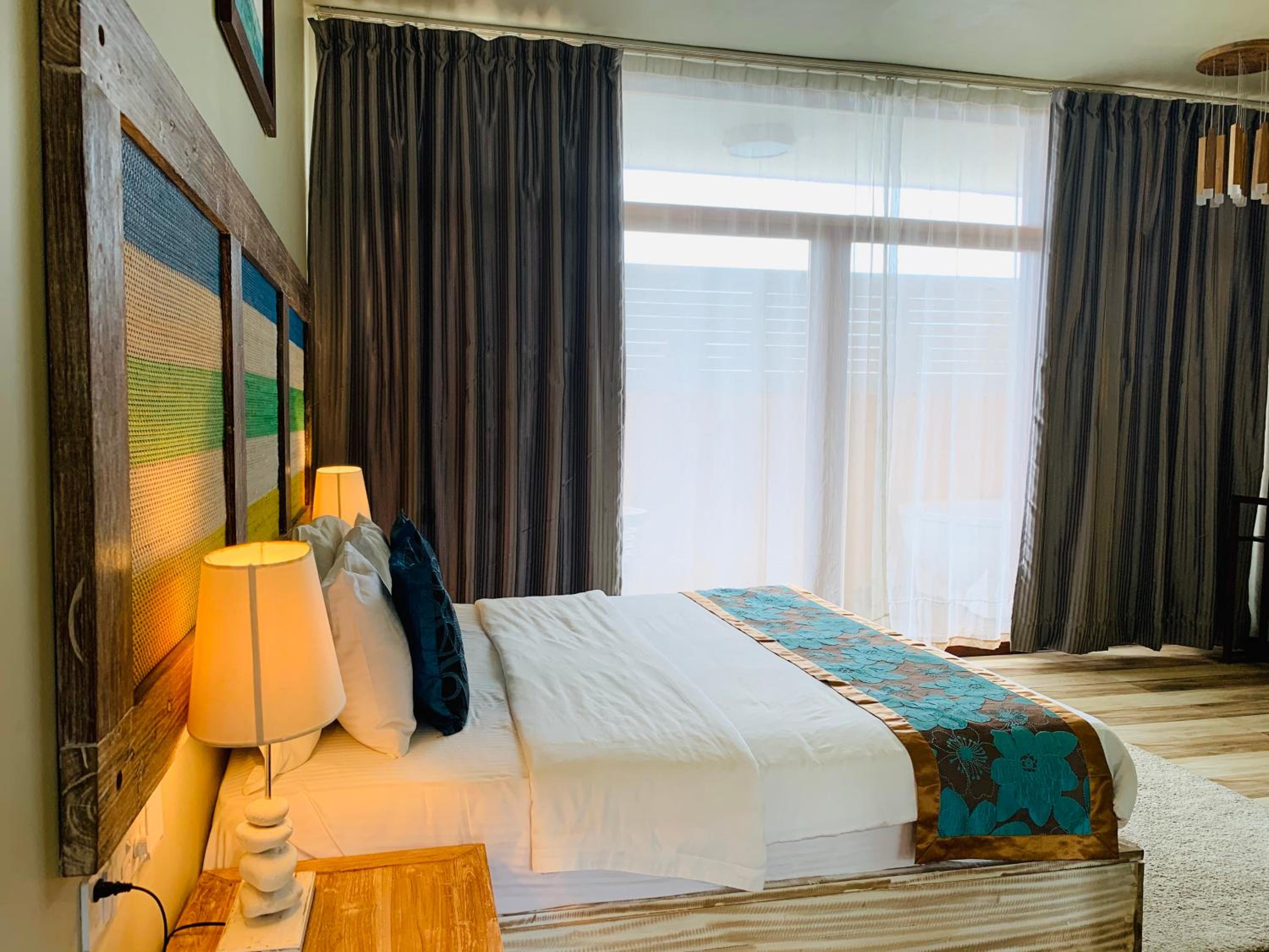 Queen Room photo 1