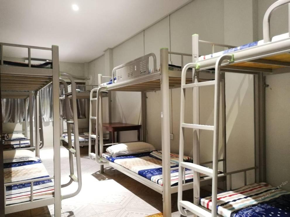 Bed in 10-Bed Mixed Dormitory Room with Balcony