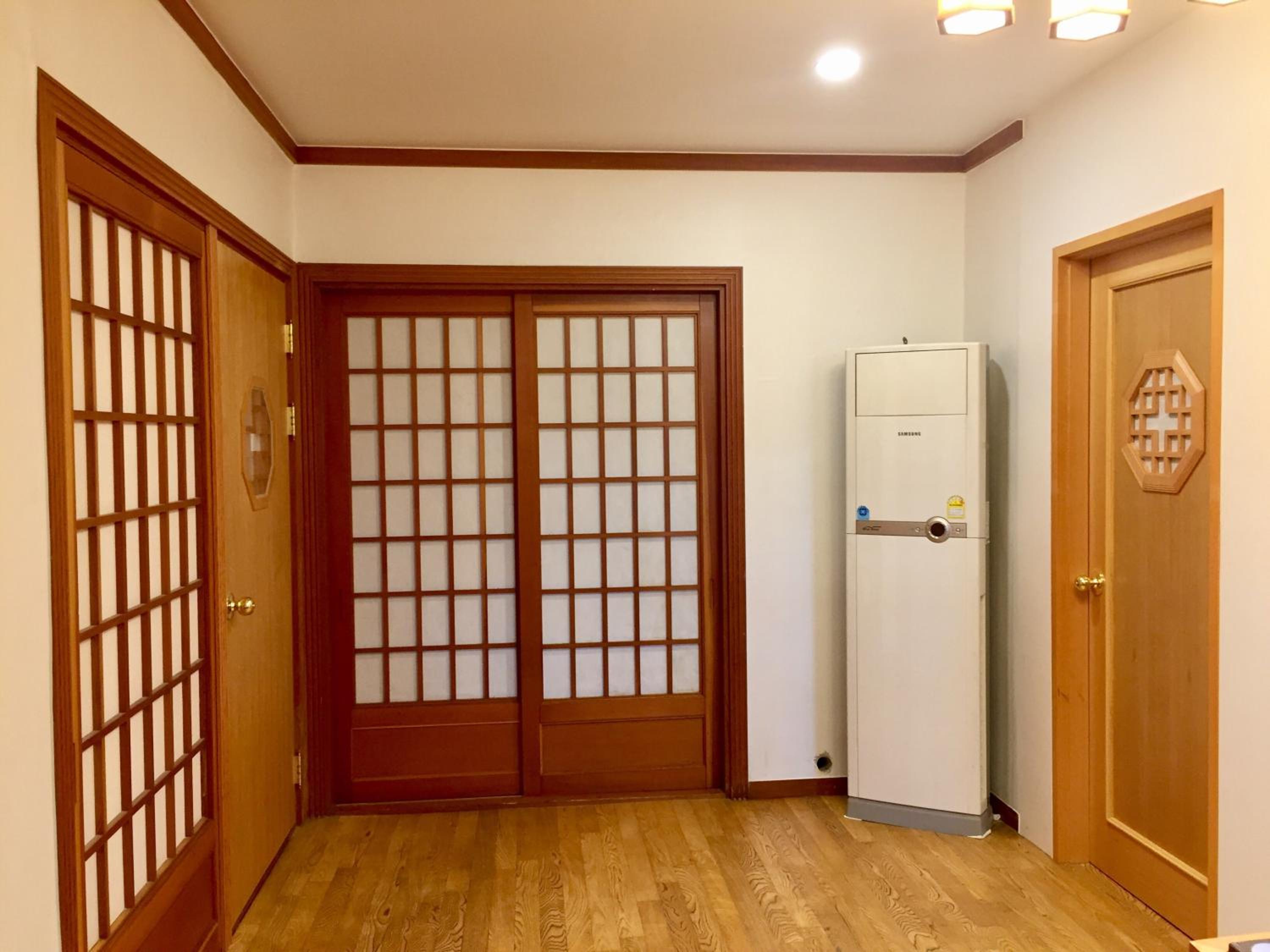 Deluxe Family Suite - Photo 5