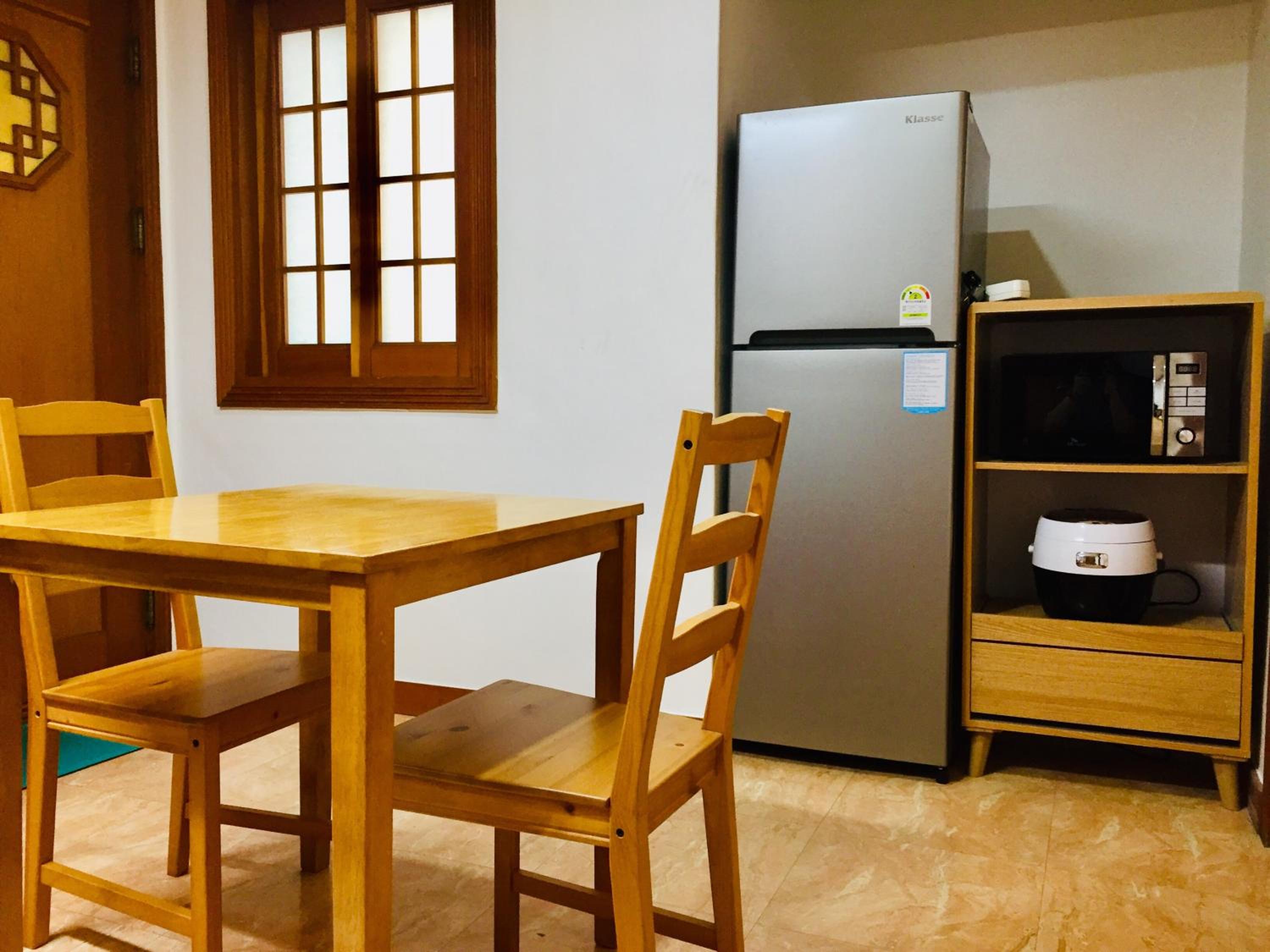 Deluxe Family Suite - Photo 2