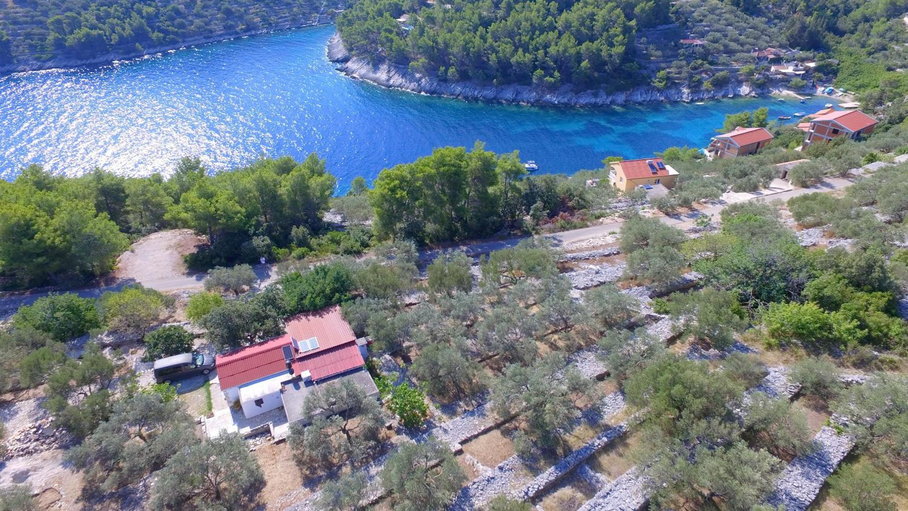 Two-Bedroom Holiday Home with Terrace and Sea View photo 3