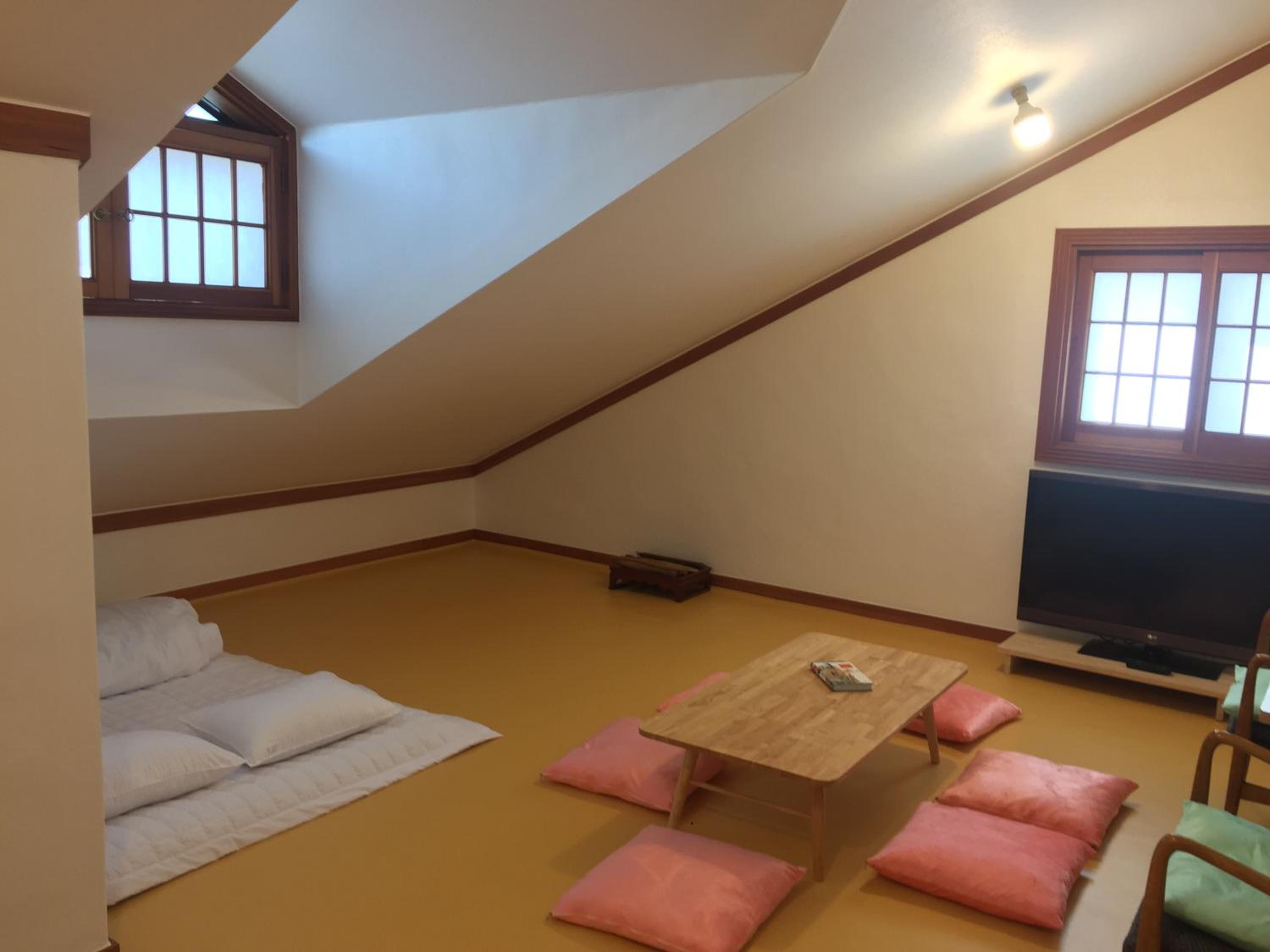 Deluxe Suite - Photo 1