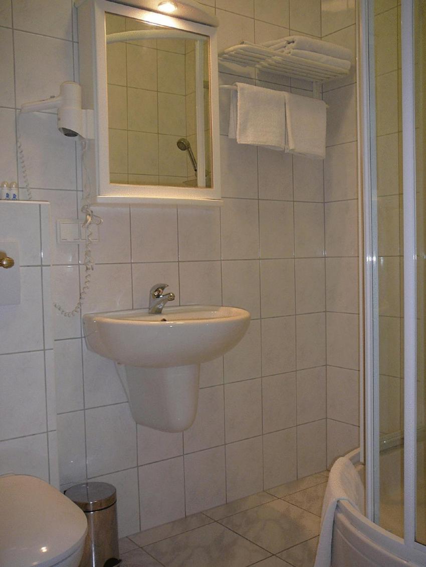 Double Room - Photo 24