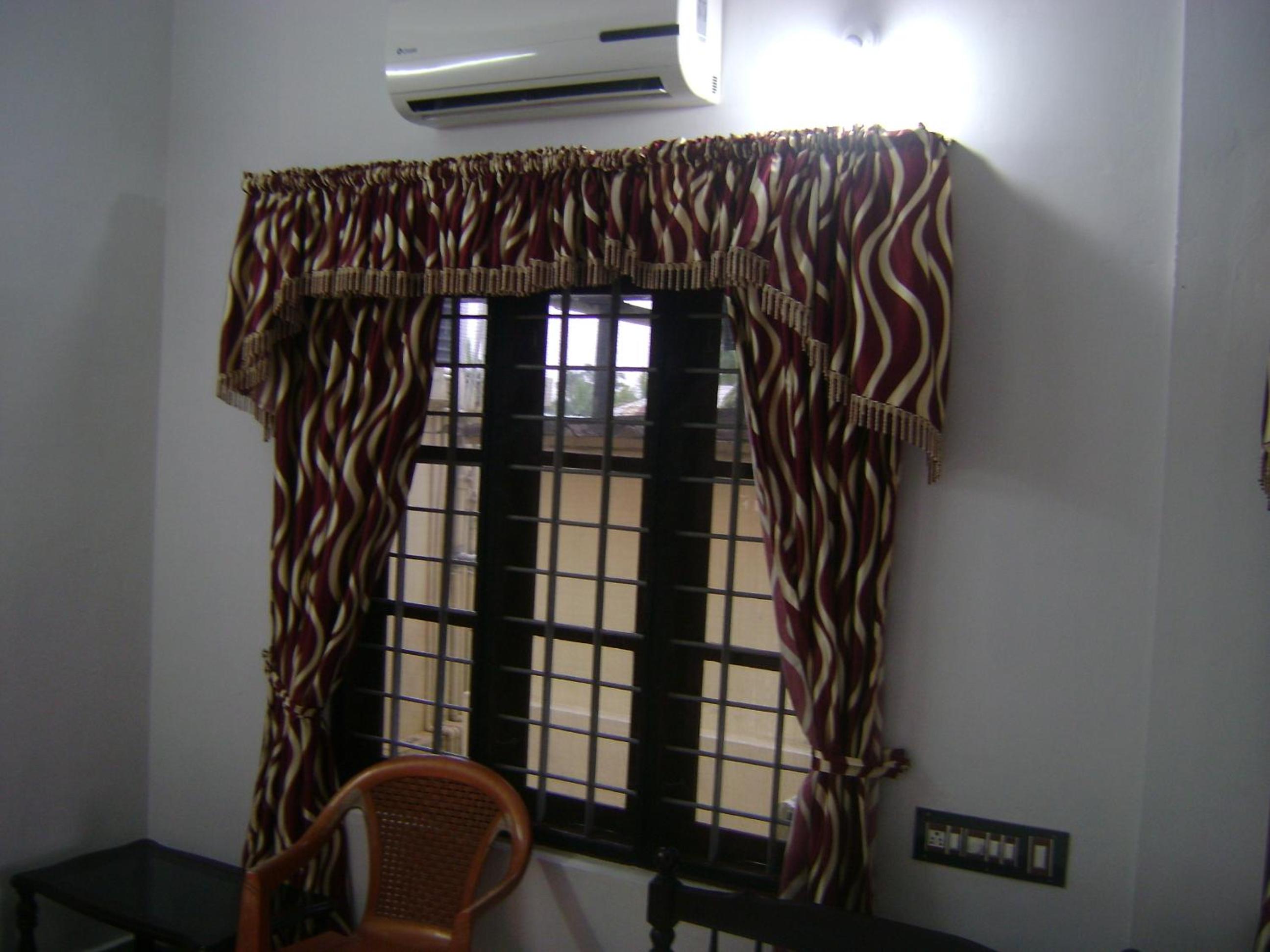 Deluxe Double Room with Balcony photo 3