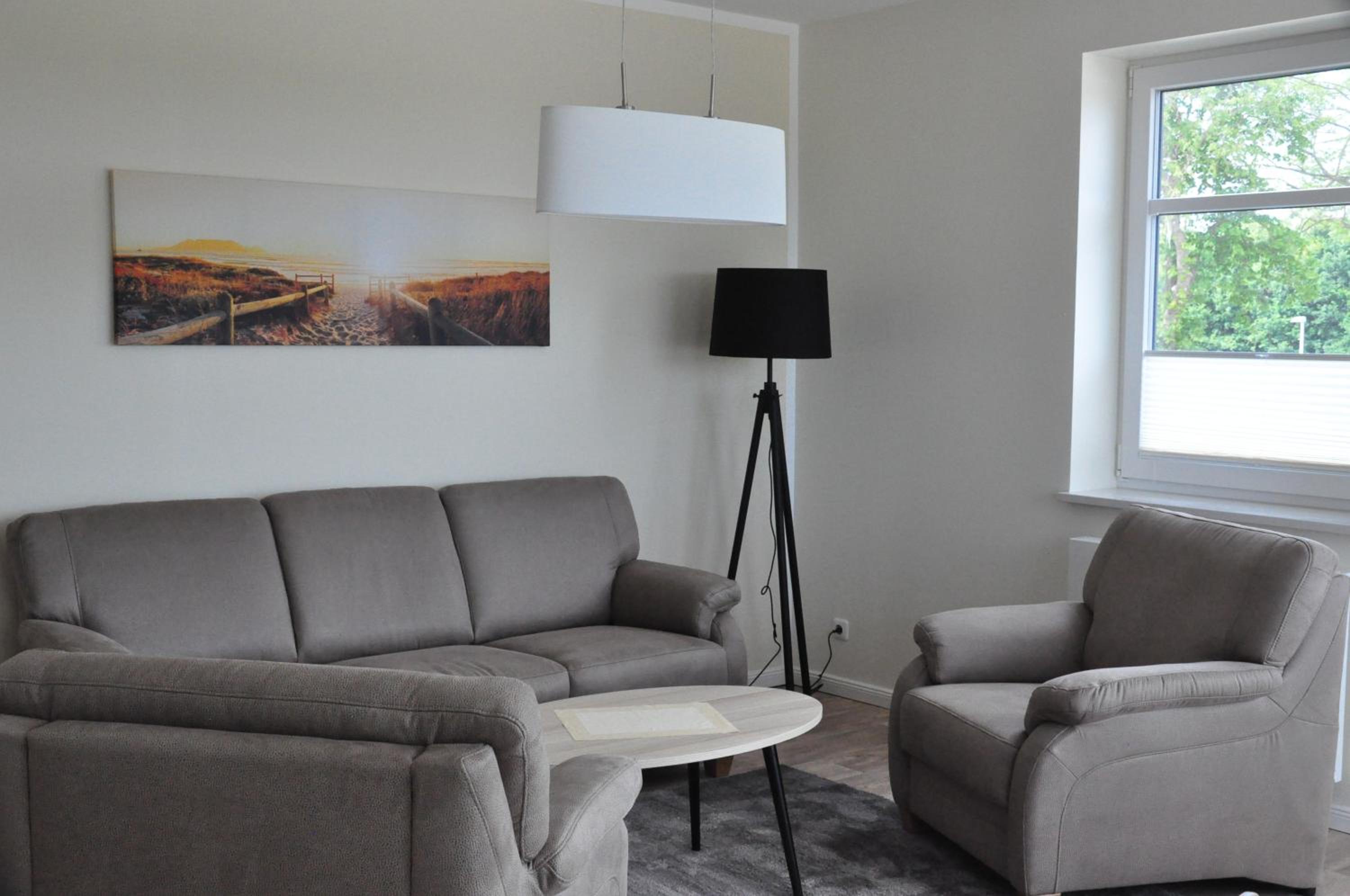 One-Bedroom Suite - Photo 1