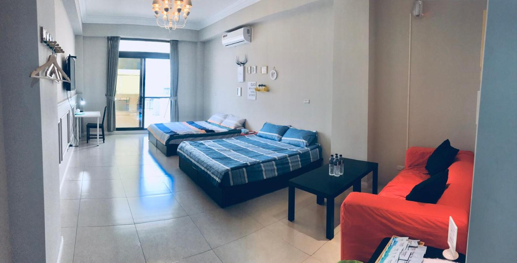 Quadruple Room with Private Bathroom photo 1