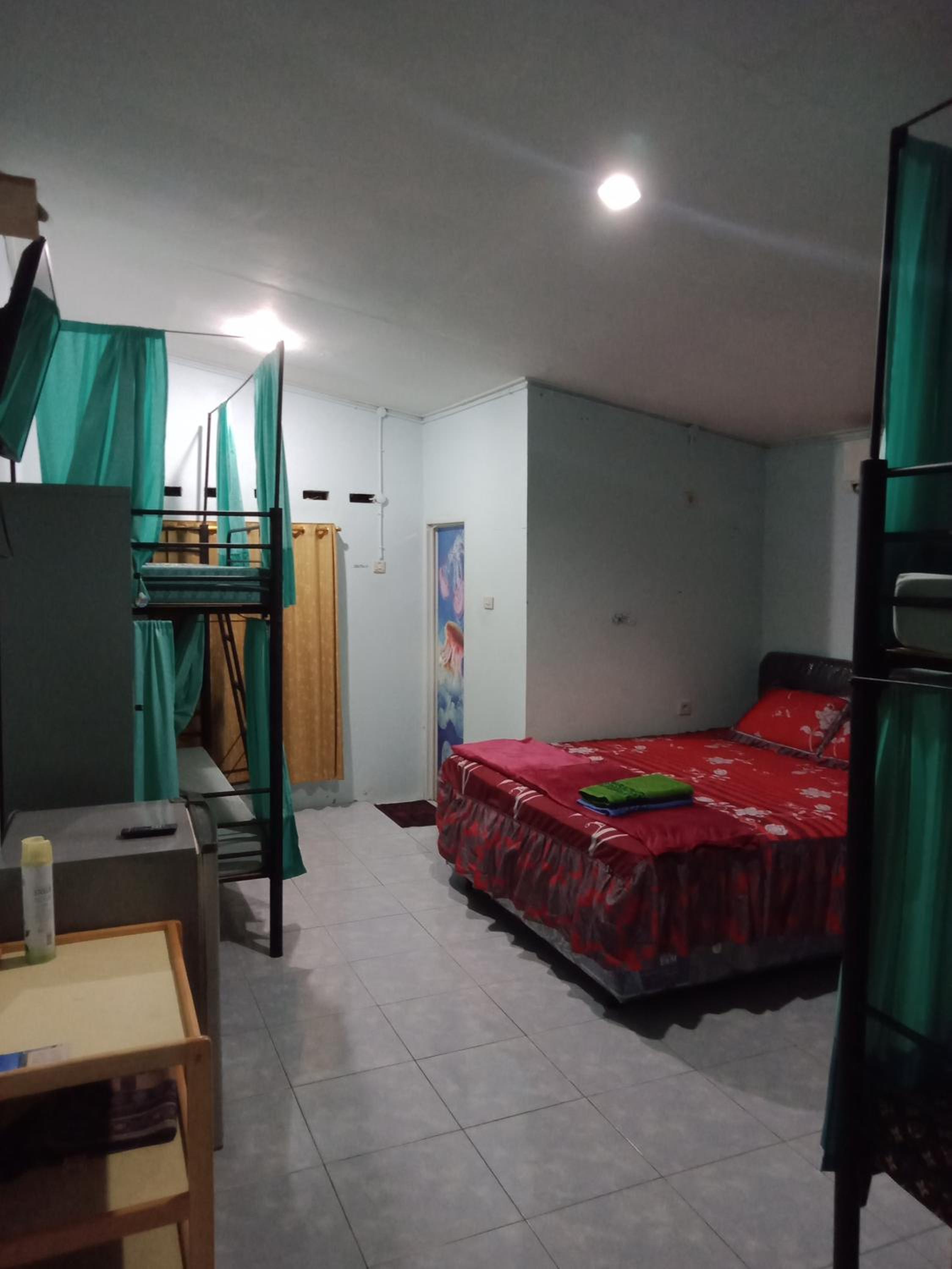 Budget Single Room photo 2
