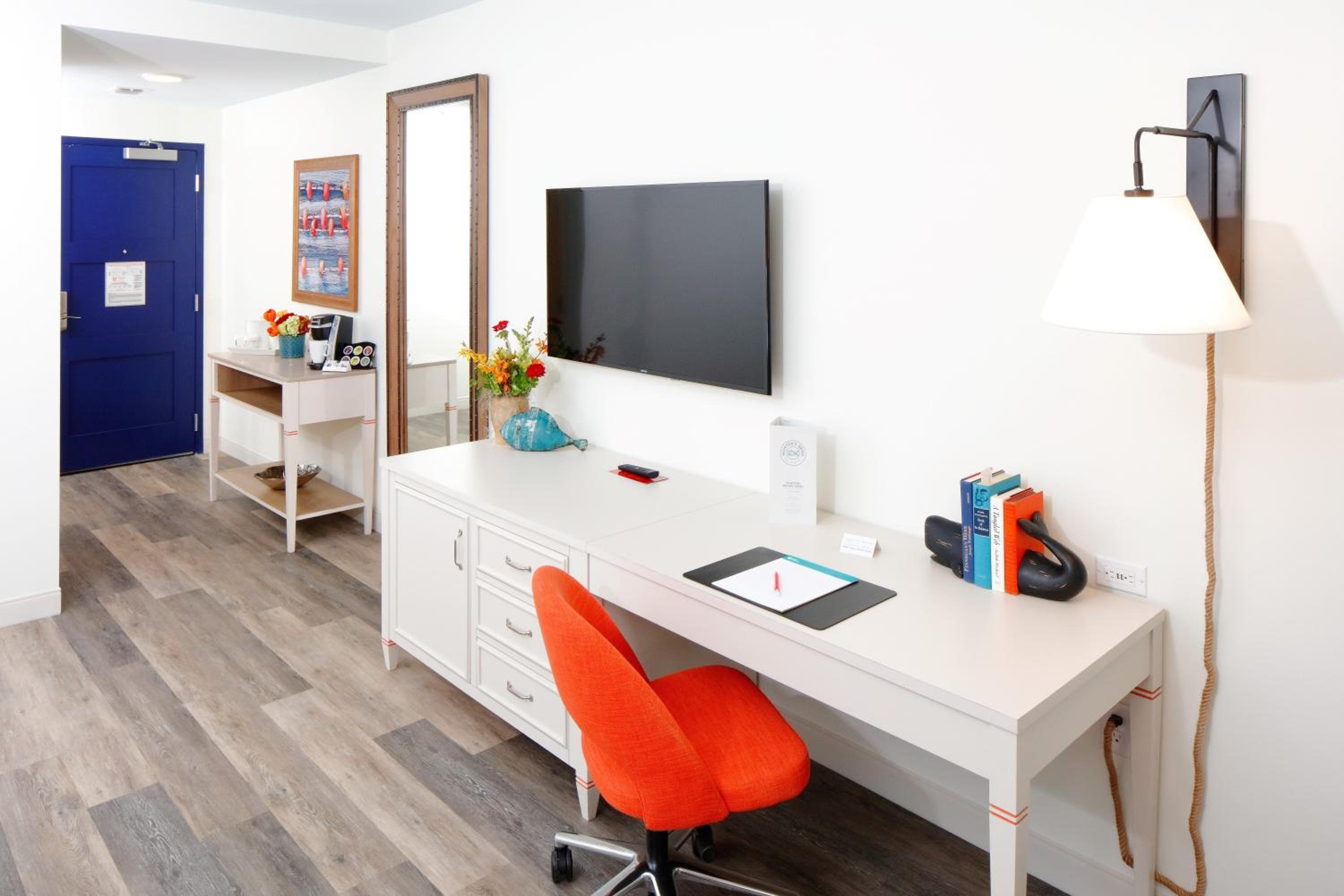 Standard King Room - Pet Friendly