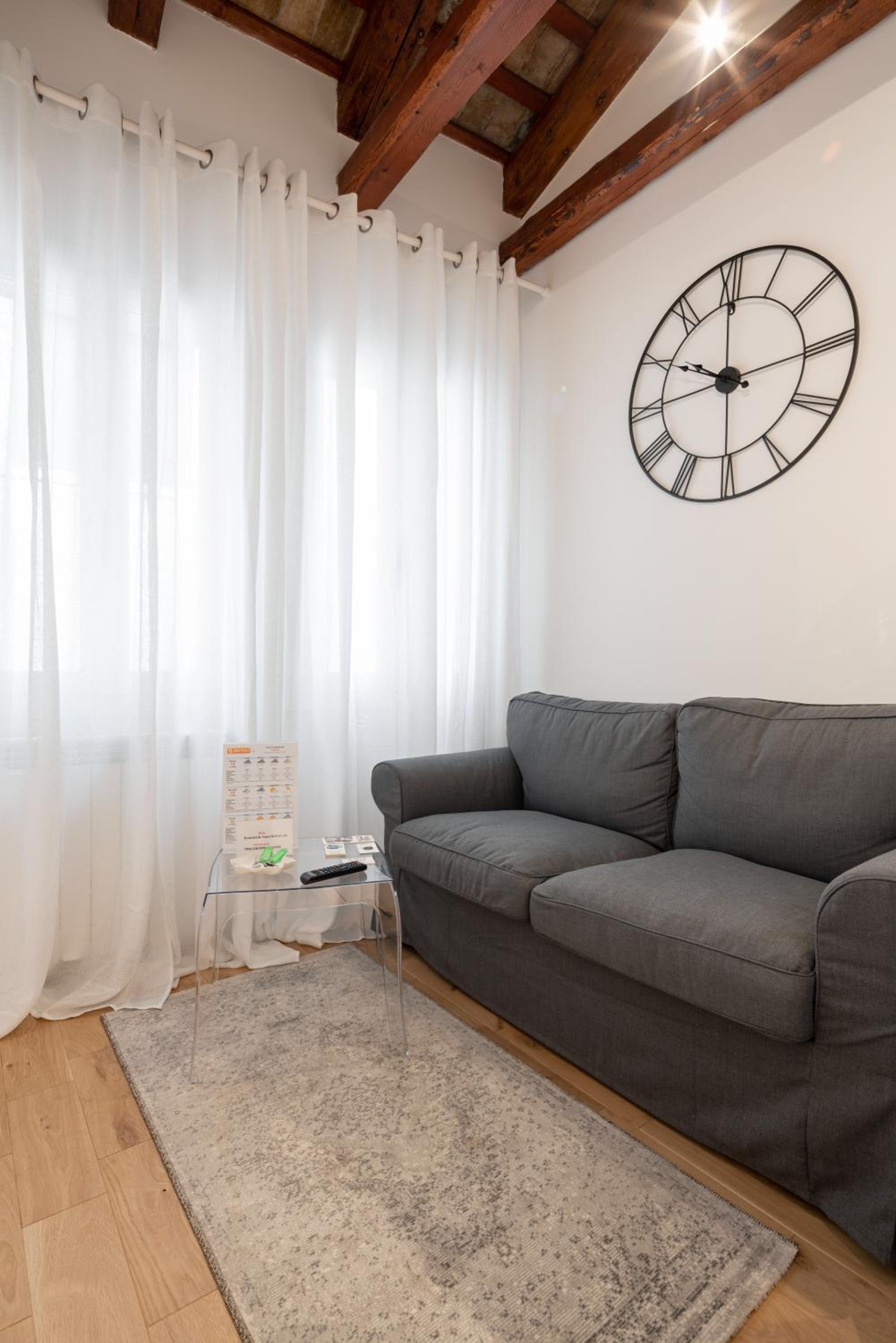 Apartment with Terrace photo 1
