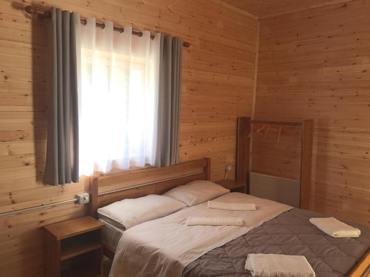 Double Room with Extra Bed photo 2