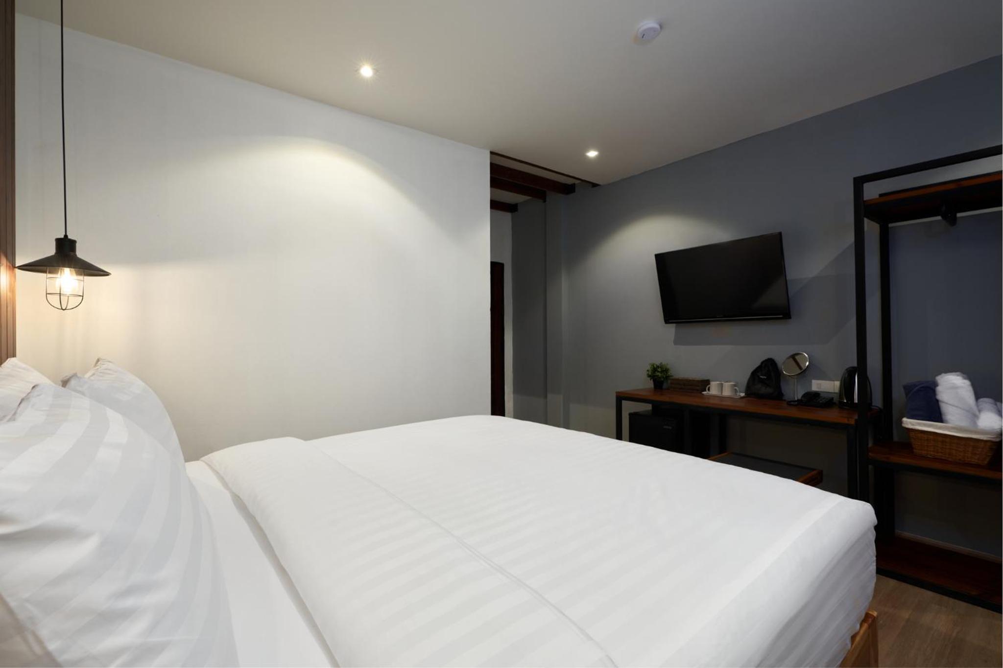 Standard Double Room - Photo 3
