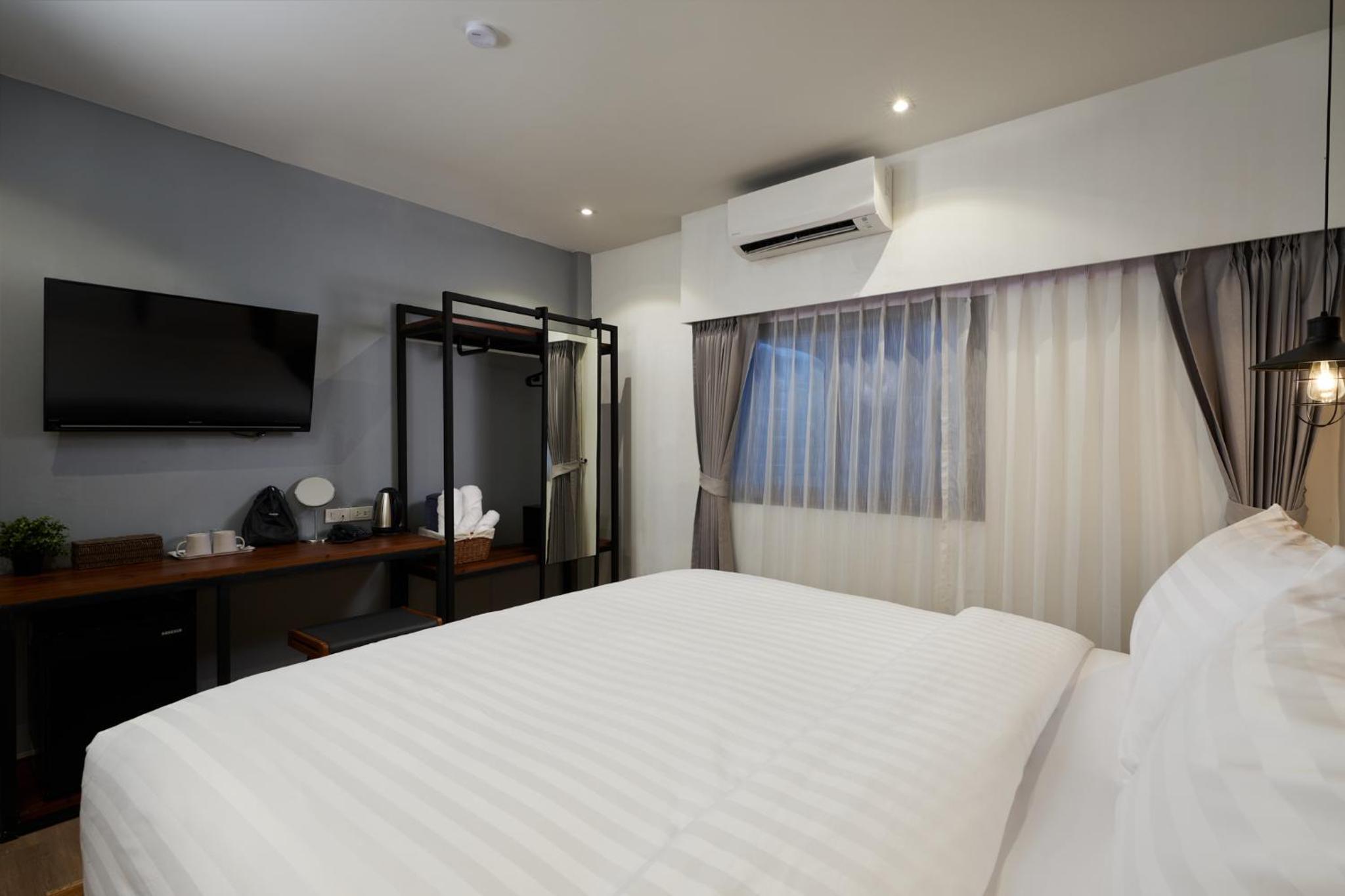 Standard Double Room - Photo 4
