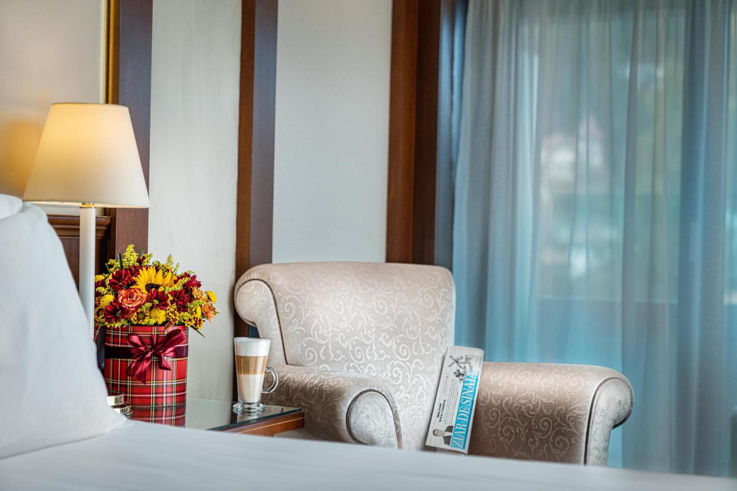 Standard Double Room - North View with Balcony & Spa access - Photo 6