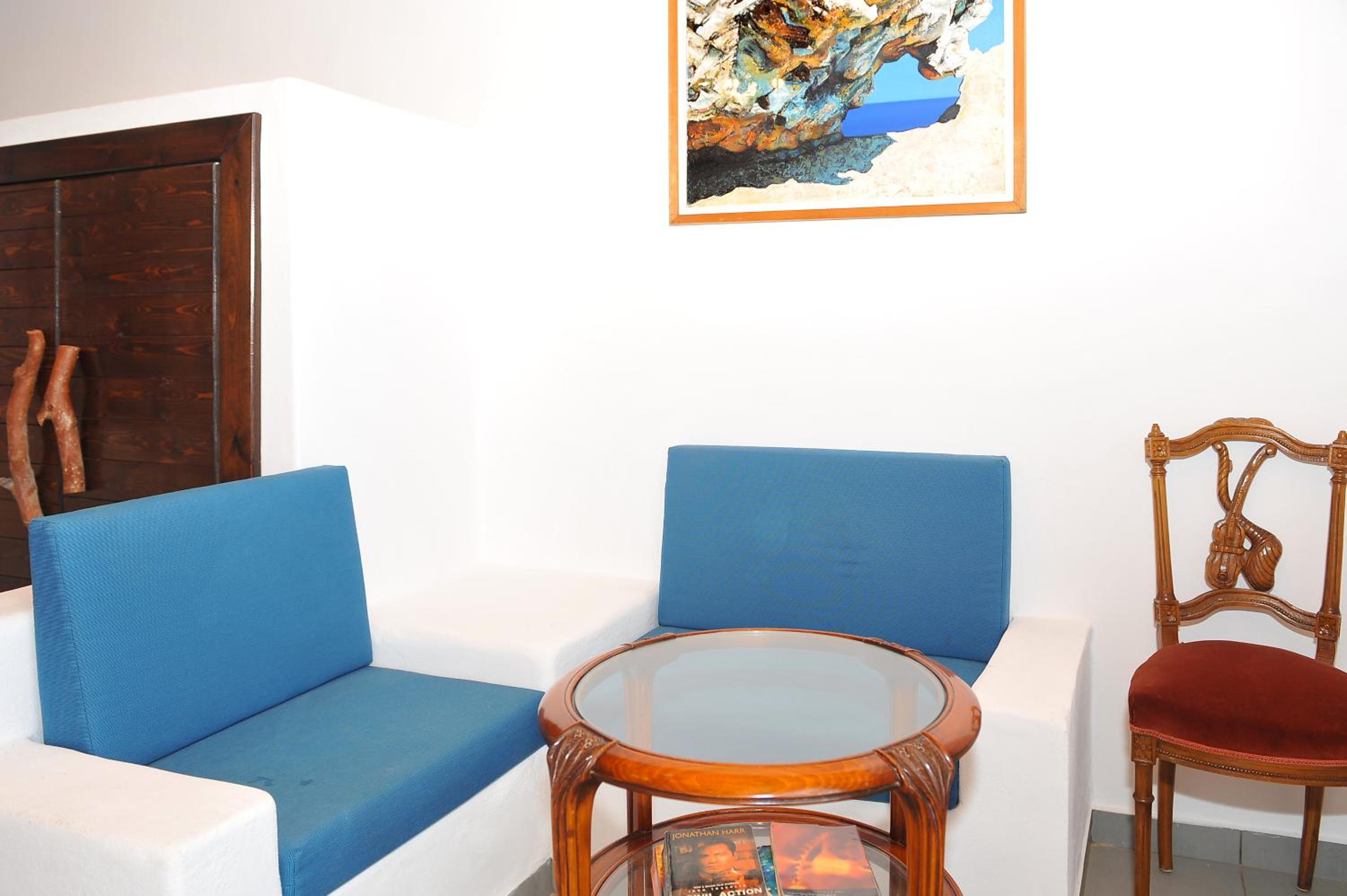 Junior Suite with Balcony - Photo 20