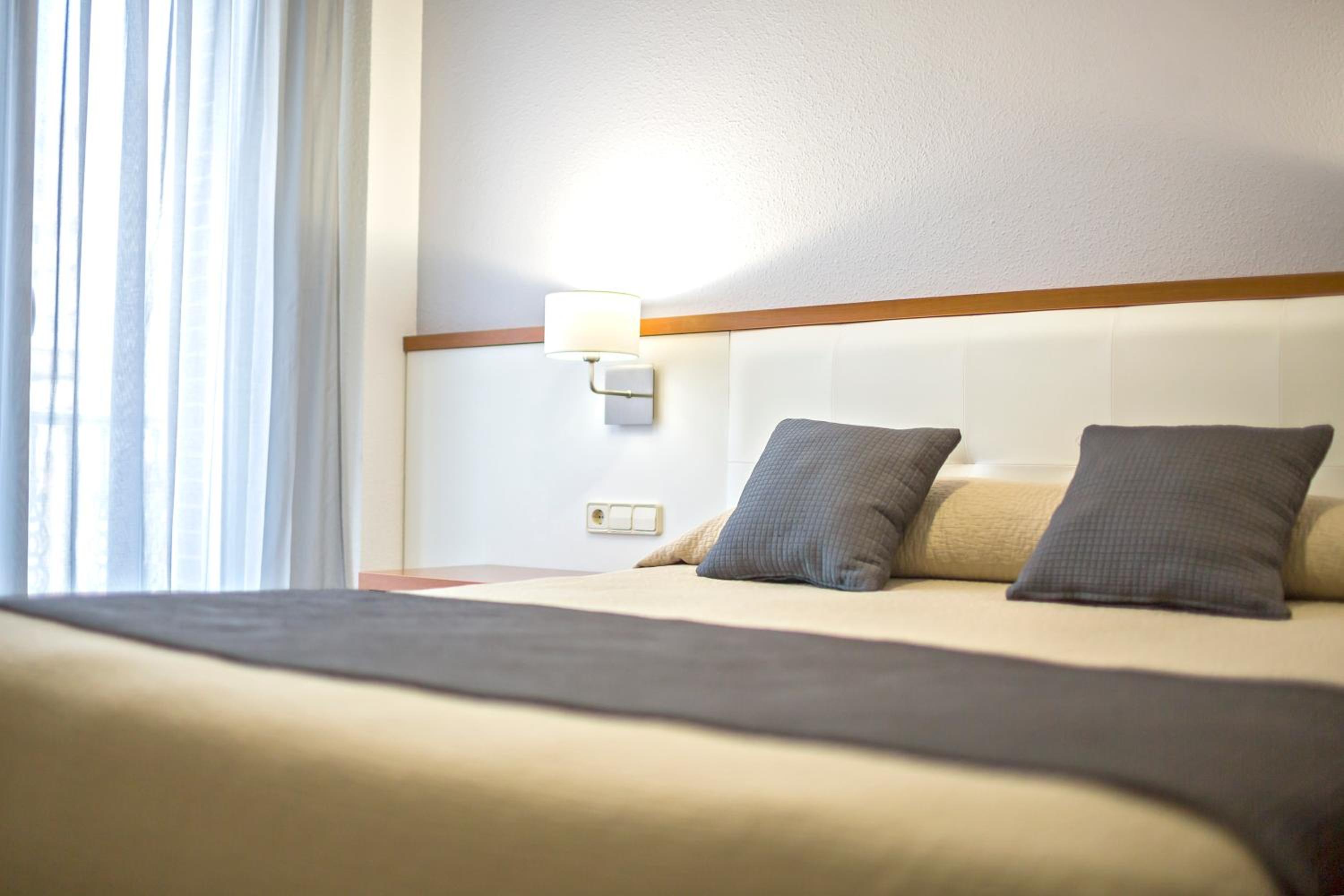 Habitación Estándar con Dos Camas Individuales
