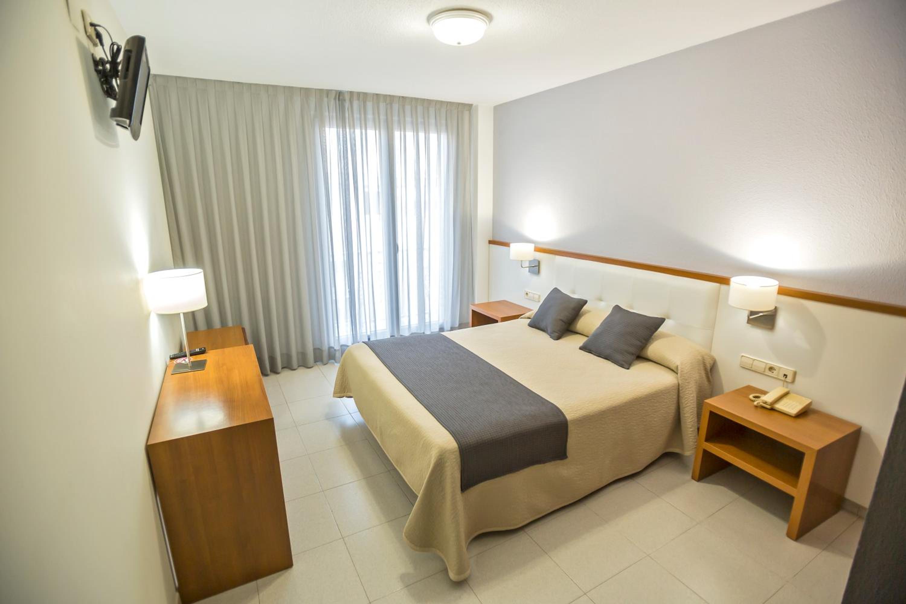 Standard Twin Room photo 2