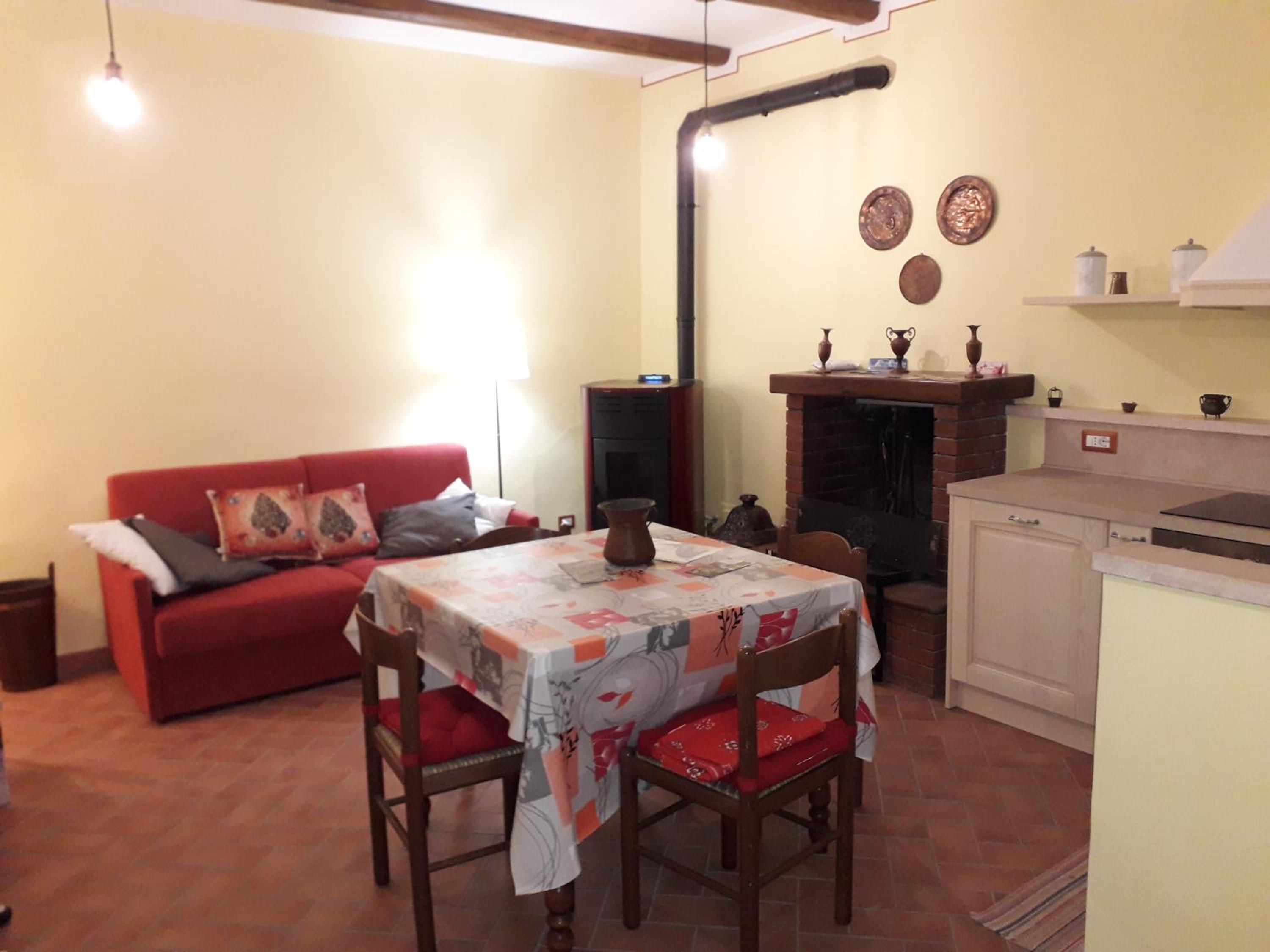 Two-Bedroom Apartment - Photo 12