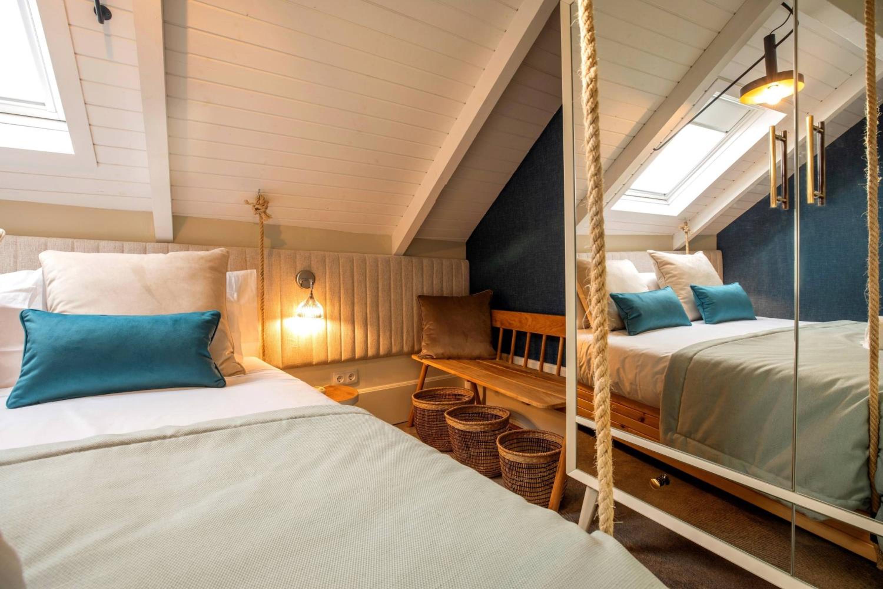Standard Double or Twin Room - Photo 4