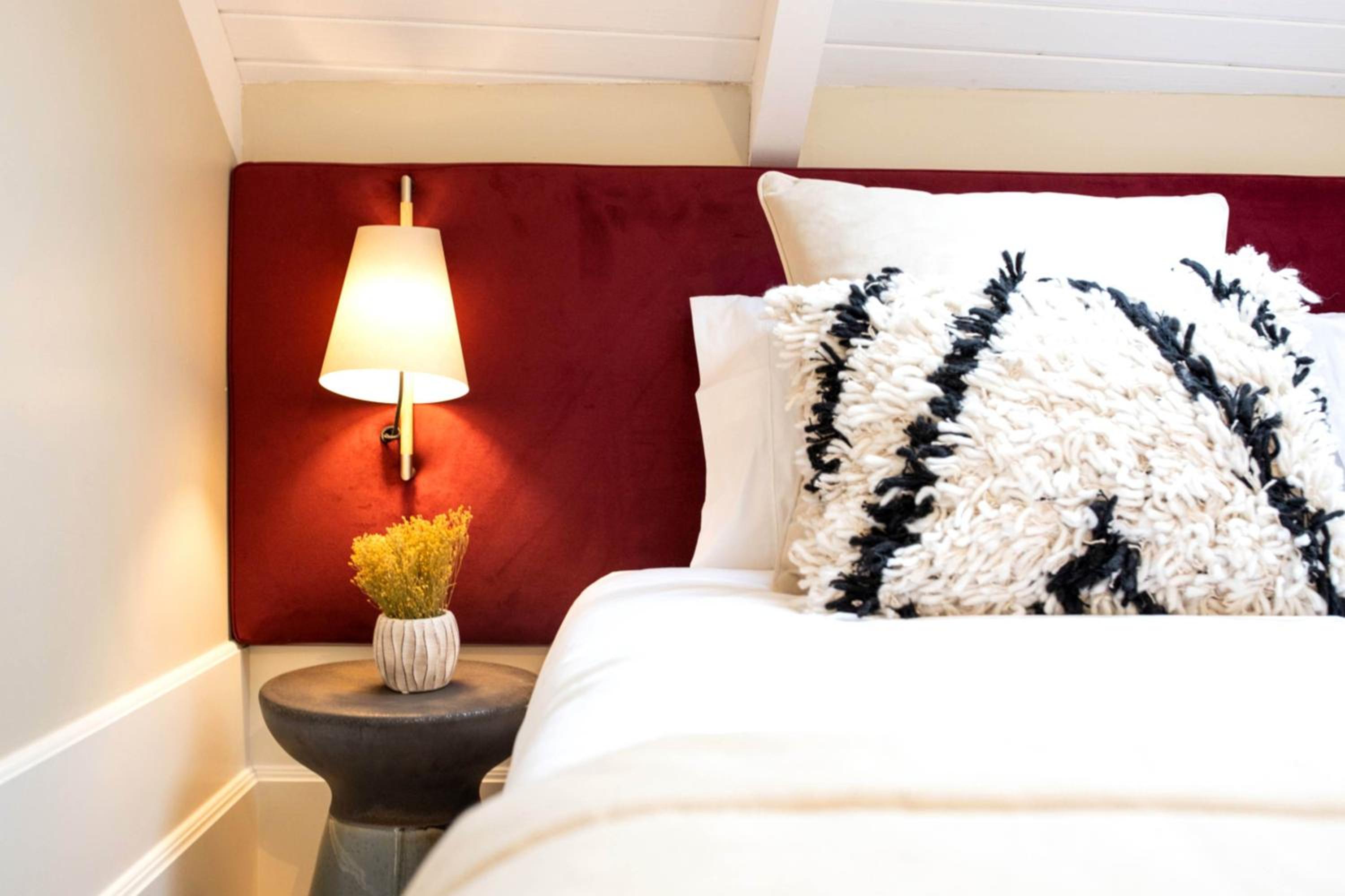 Deluxe Double or Twin Room photo 3