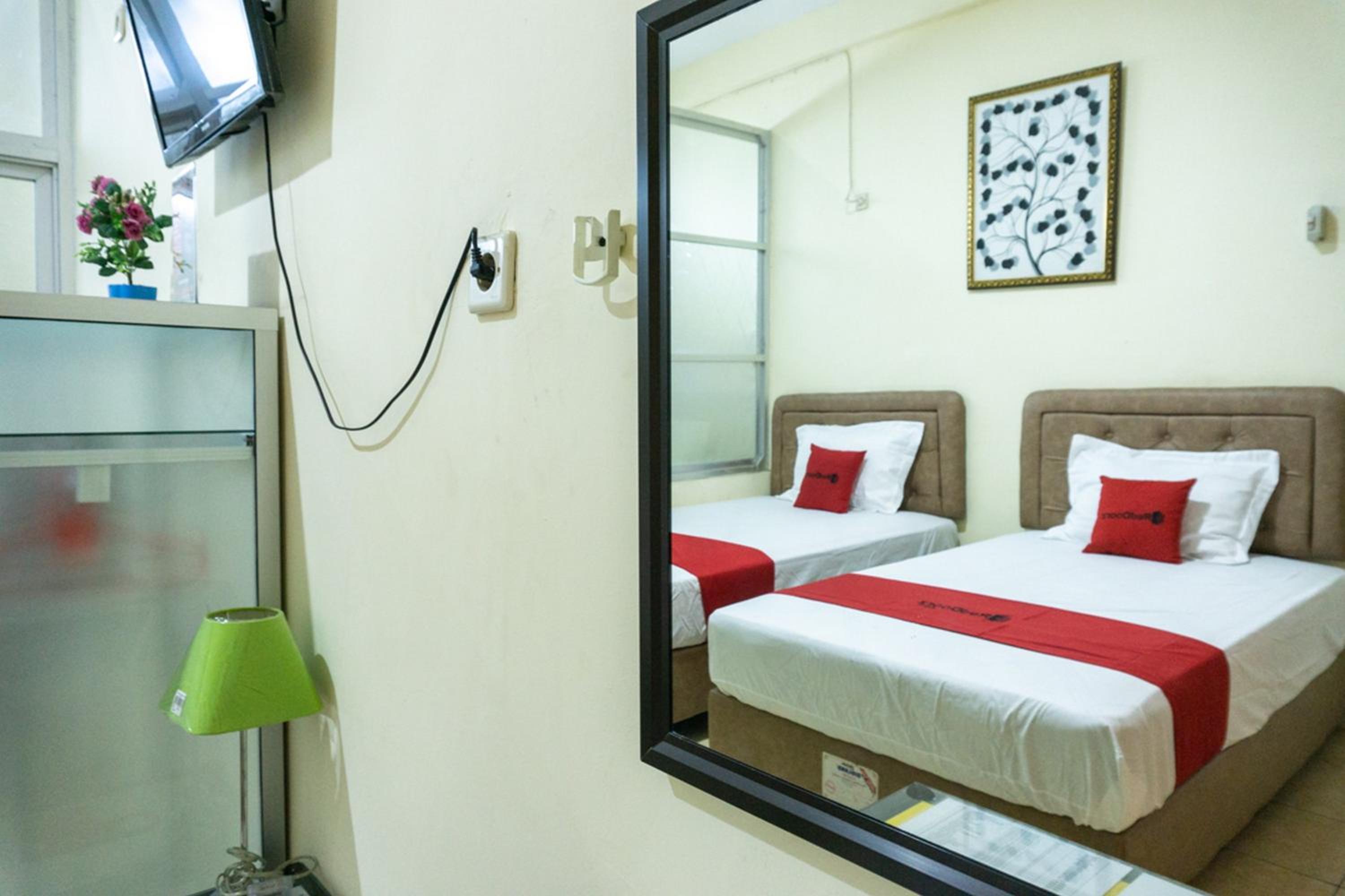 Twin Room - Photo 5