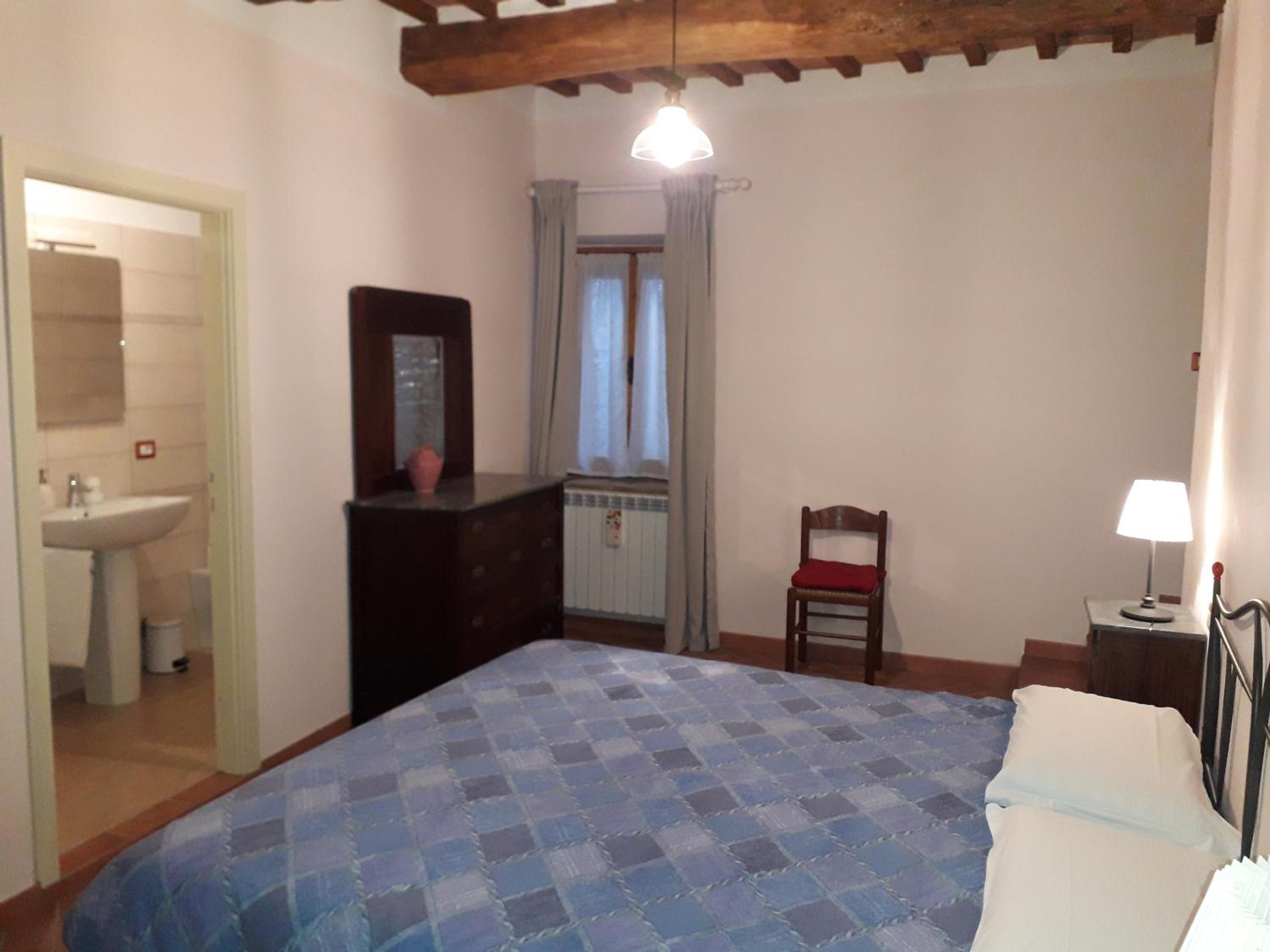 Two-Bedroom Apartment - Photo 20